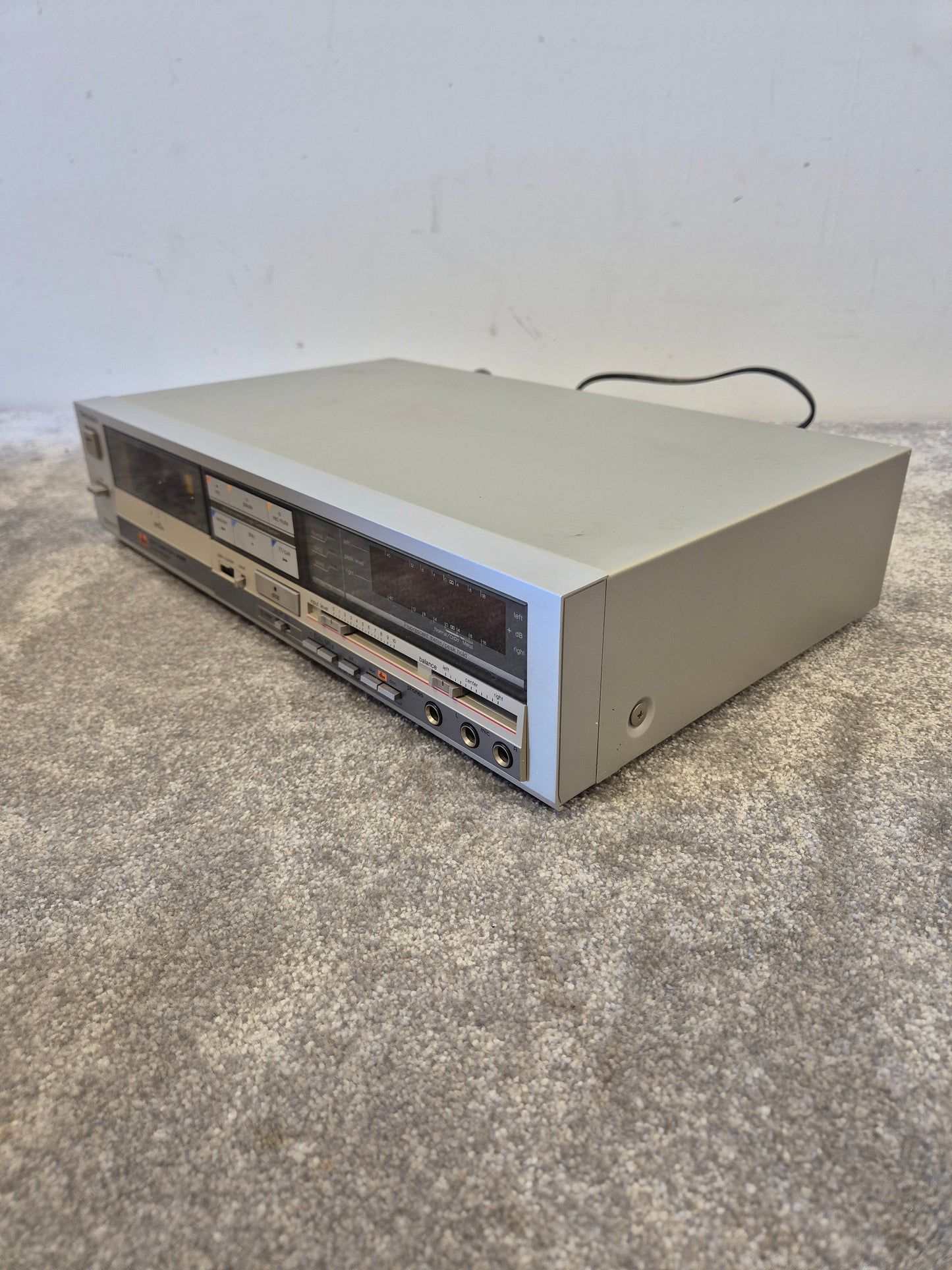 Technics RS-M235X Stereo Cassette Deck – Spares or Repairs