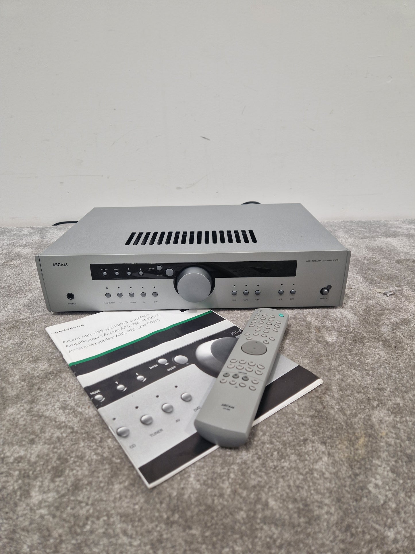 Arcam A85 Integrated Amplifier – Excellent w/ Original Box