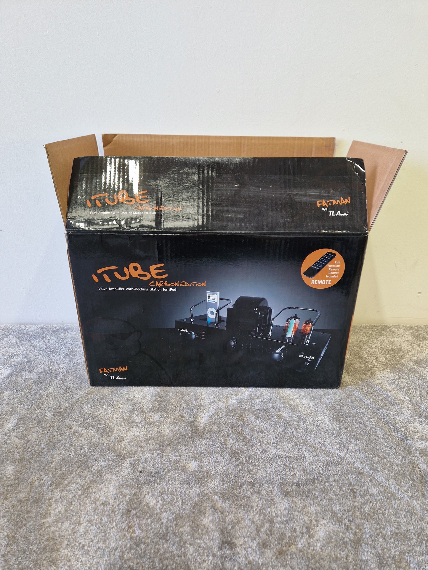 Fatman Carbon iTube Valve Amp with iPod Dock – Hybrid Tube Amplifier, Rich Analog Sound - Excellent w/ Original Box