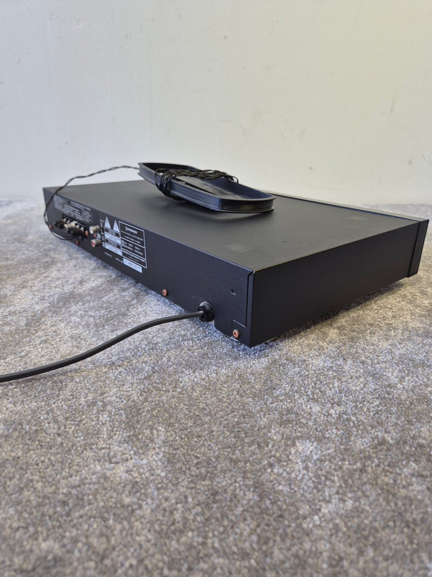 Pioneer F-227L - Digital FM/AM Tuner - Vintage Hi-Fi Stereo Component - Good