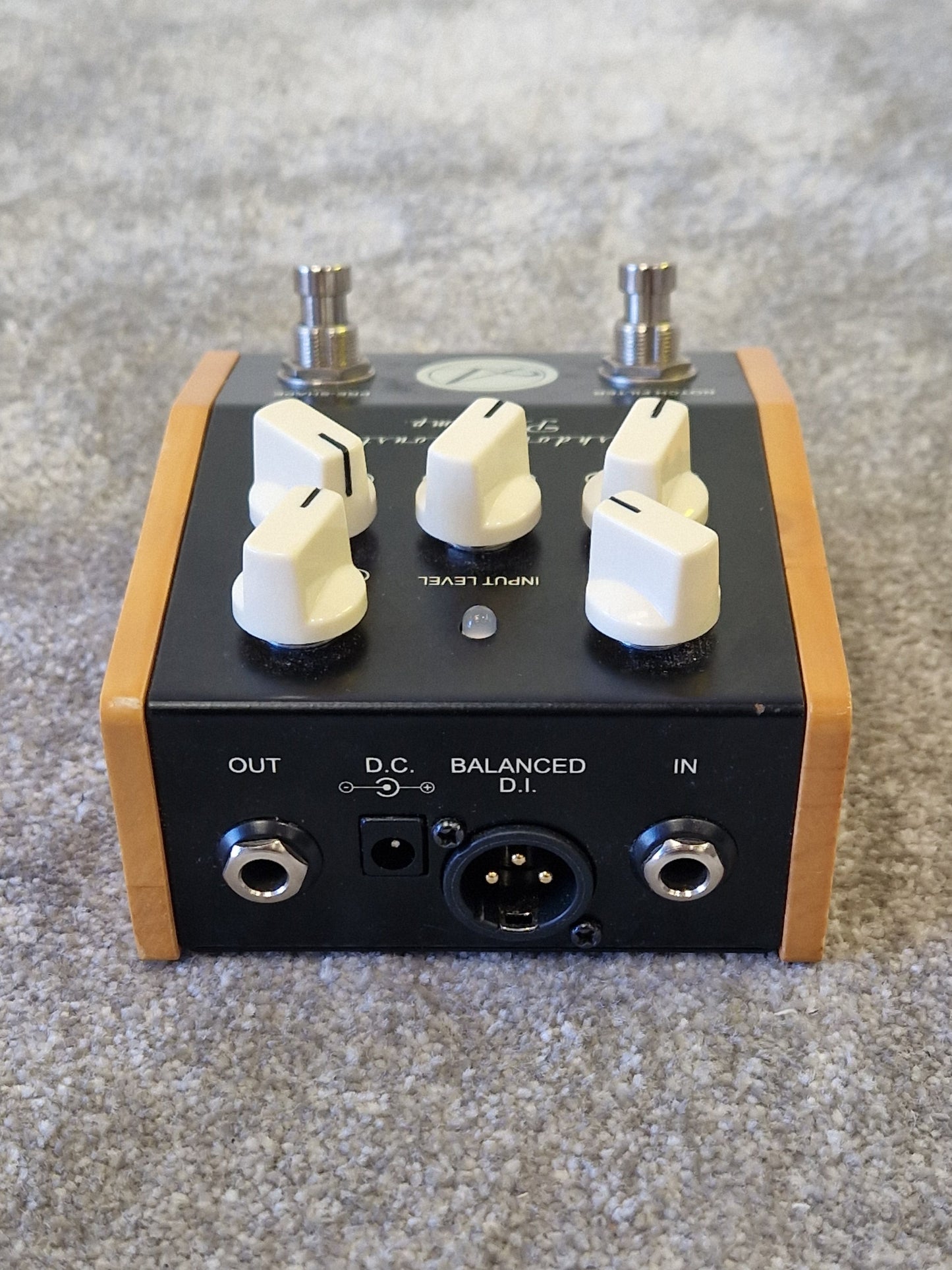 Ashdown Acoustic Preamp Pedal – Notch Filter, Pre-Shape, Balanced DI Out – Very Good w/ Original Box