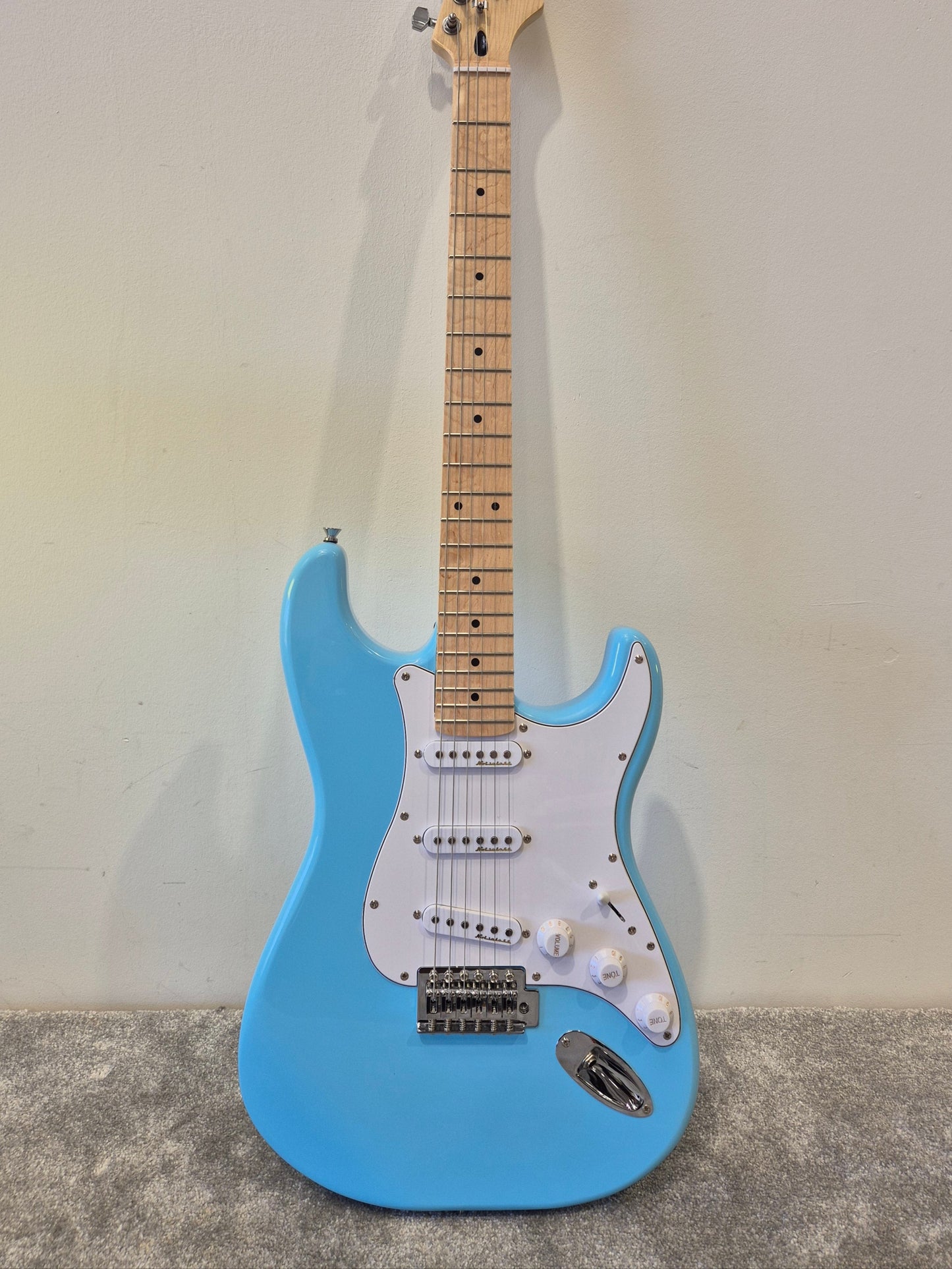 Stratocaster Style Electric Guitar in Sky Blue - Excellent
