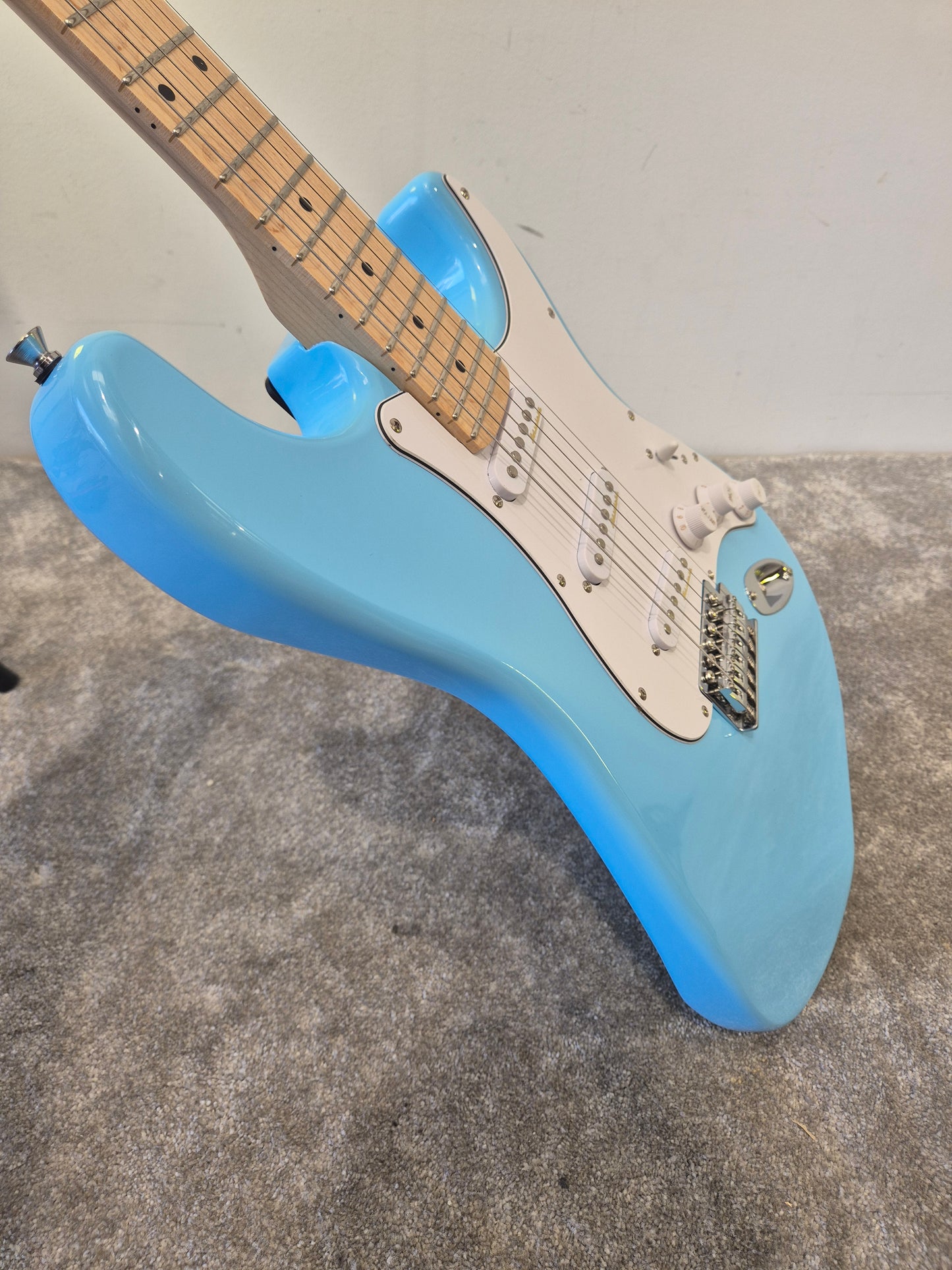 Stratocaster Style Electric Guitar in Sky Blue - Excellent