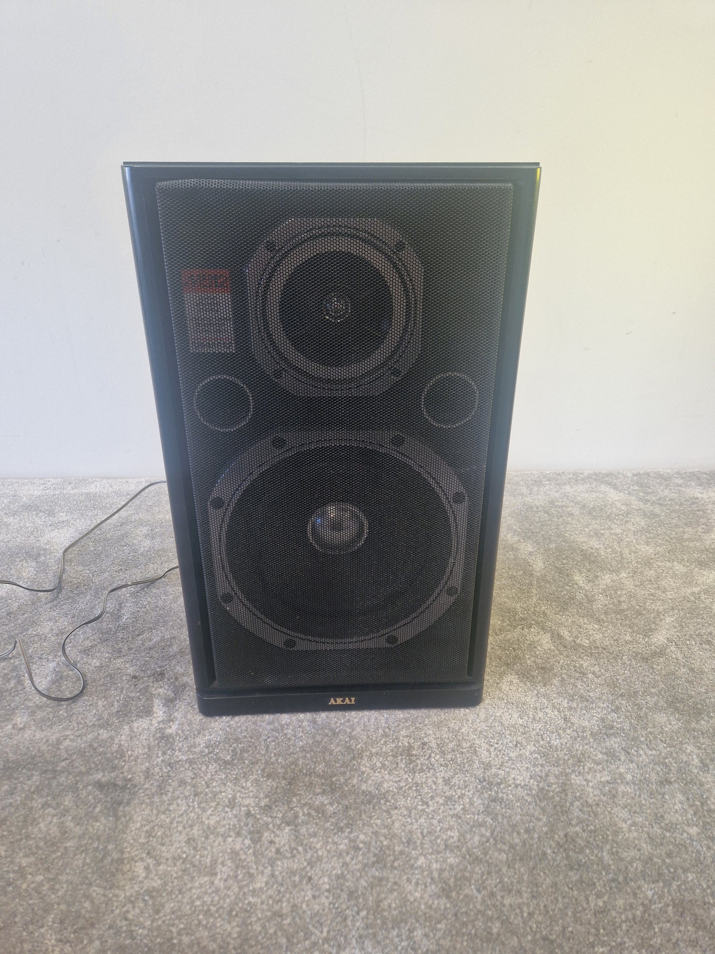 Akai SR-UM512 2-Way Speakers - Pair Black - Good