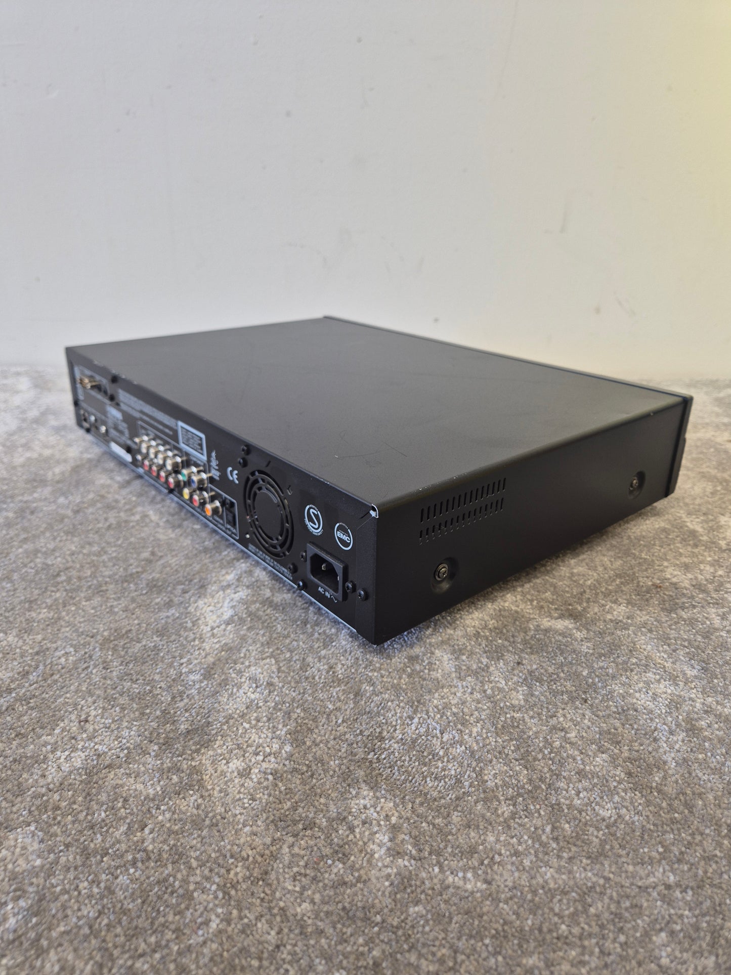 Yamaha BD-S1067 Blu-Ray Player – Full HD 1080p, HDMI (Spares or Repair)