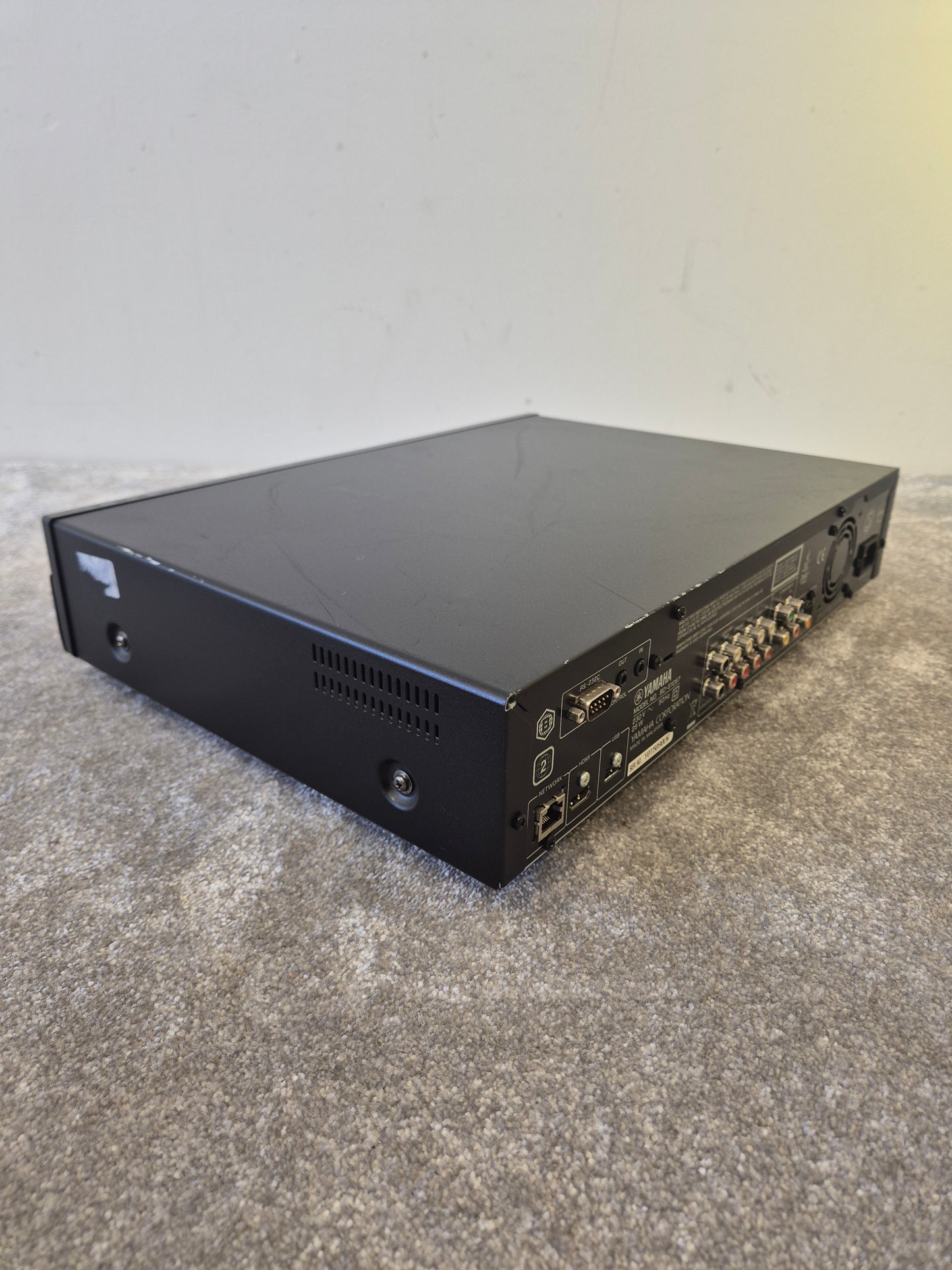 Yamaha BD-S1067 Blu-Ray Player – Full HD 1080p, HDMI (Spares or Repair)
