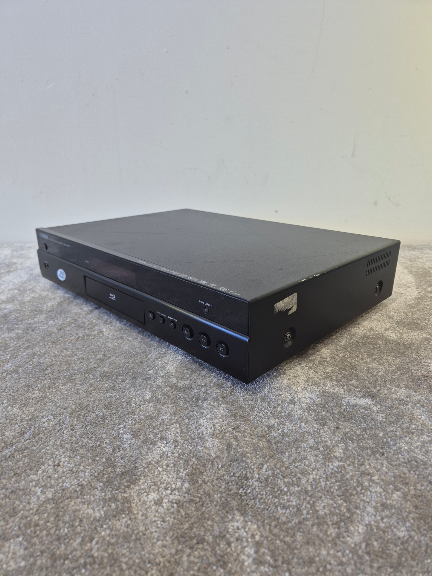 Yamaha BD-S1067 Blu-Ray Player – Full HD 1080p, HDMI (Spares or Repair)