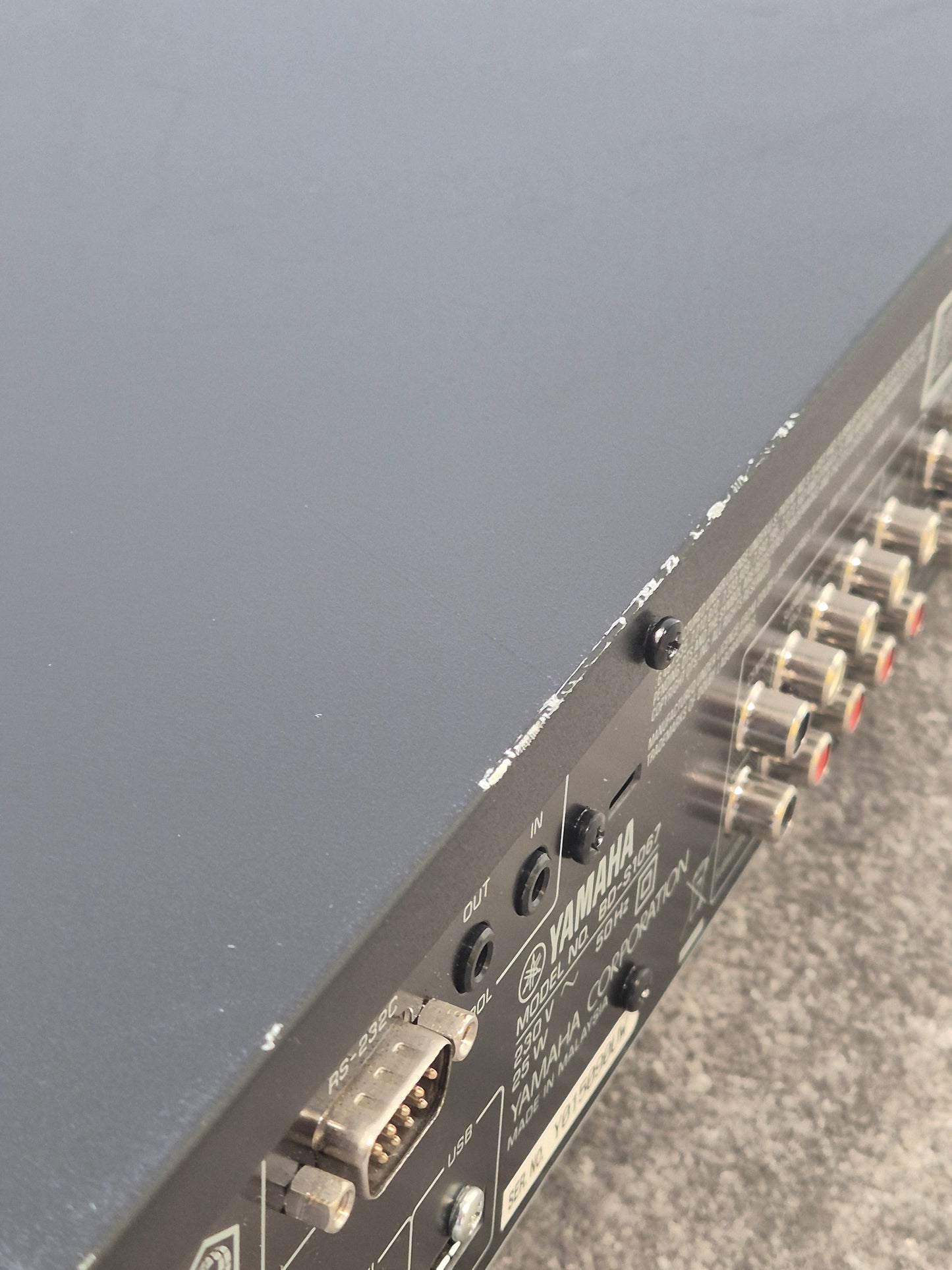 Yamaha BD-S1067 Blu-Ray Player – Full HD 1080p, HDMI (Spares or Repair)