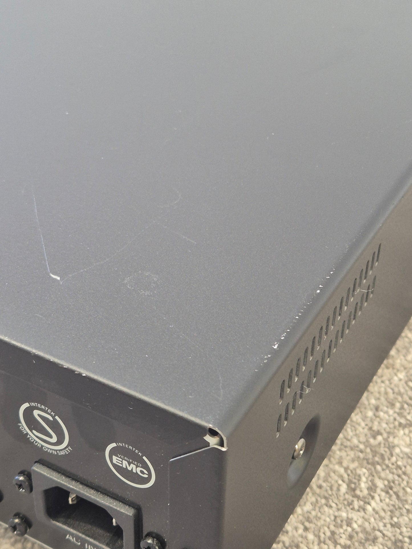 Yamaha BD-S1067 Blu-Ray Player – Full HD 1080p, HDMI (Spares or Repair)