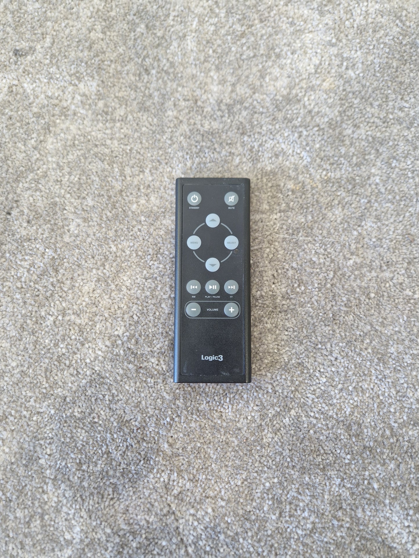 Logic3 Pro-Dock for iPod/iPhone – AV Out, USB Sync, Remote Control, Universal 30-Pin Docking Station - Very Good