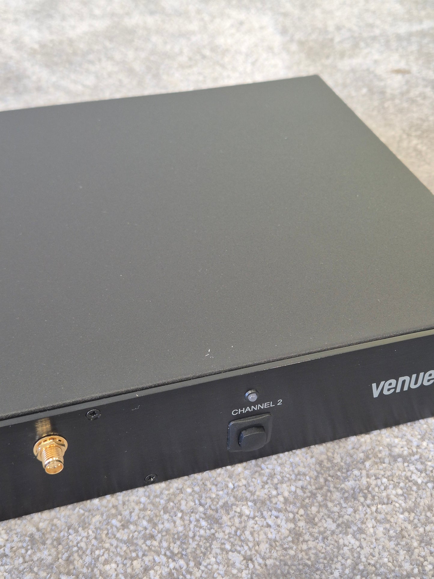 Revolabs HD Venue - Wireless Microphone System – Excellent