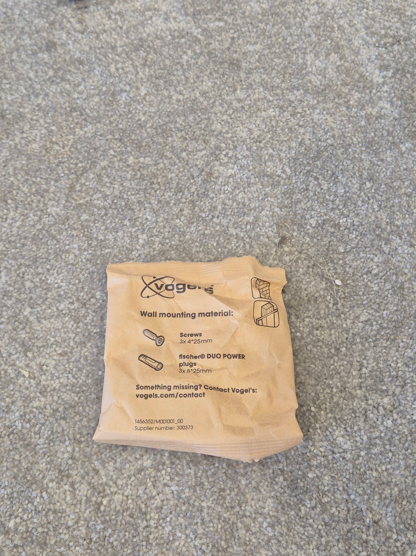 Vogels TVA 6000 - Cable Cover - Excellent w/ Original Box