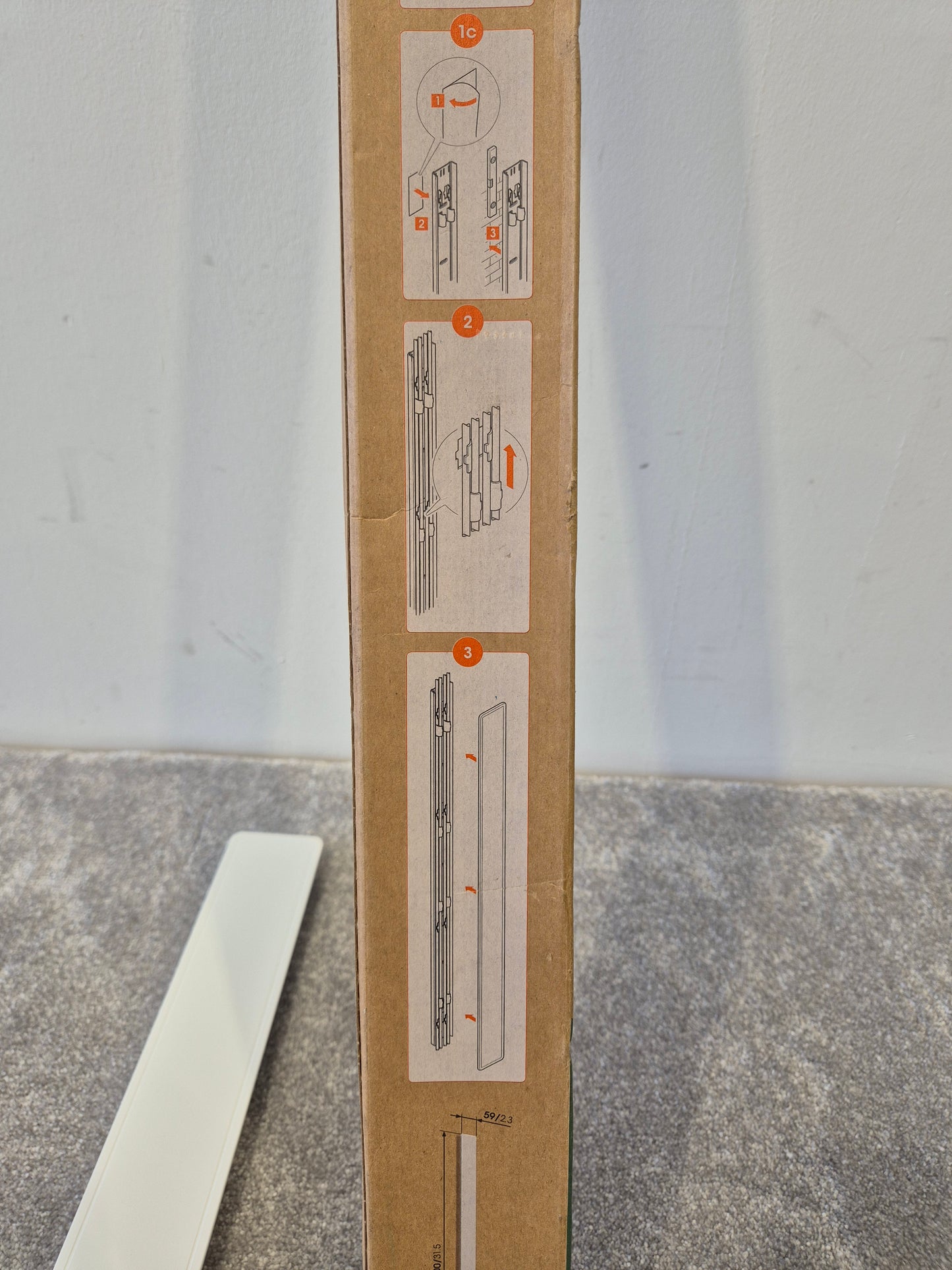 Vogels TVA 6000 - Cable Cover - Excellent w/ Original Box