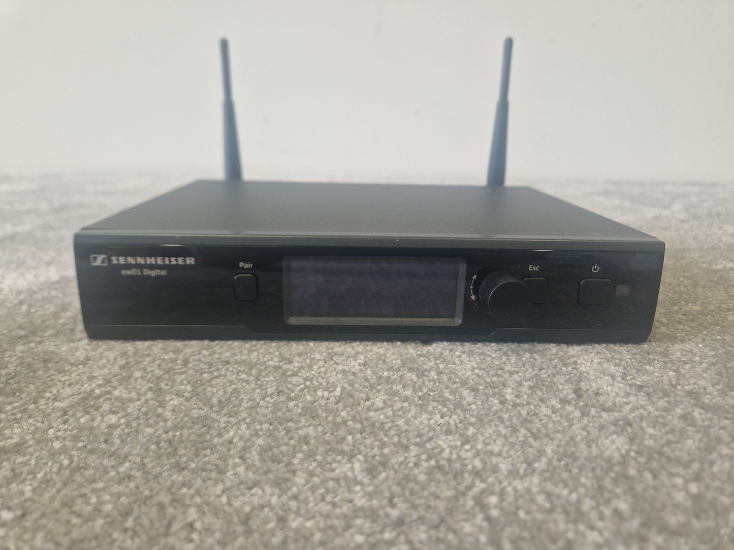 Sennheiser EM D1 Digital Wireless System - Built in DSP - Very Good