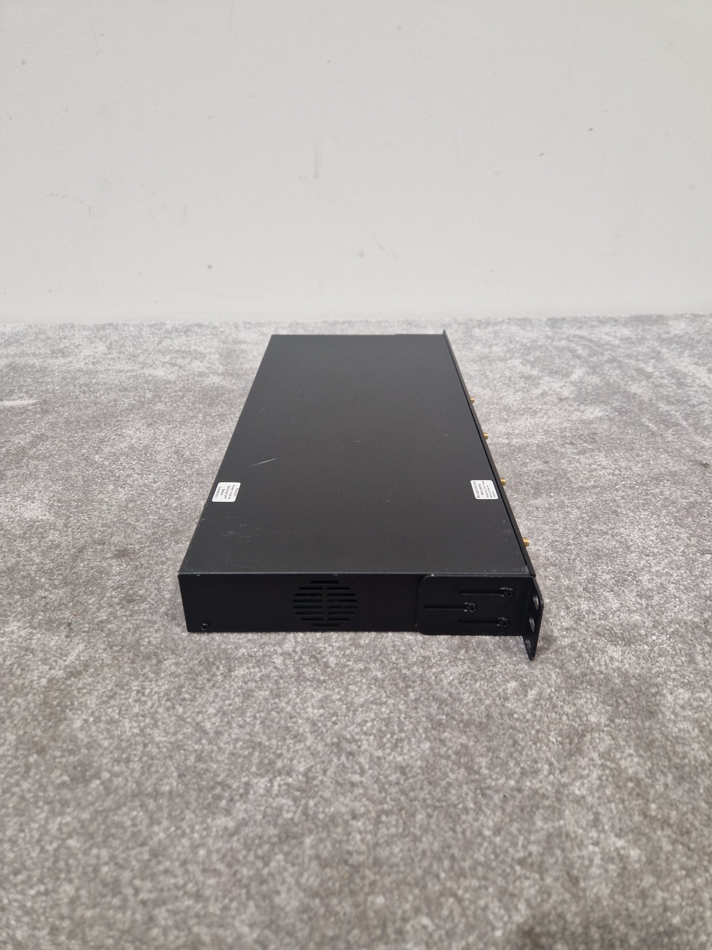 Revolabs Executive HD 8-Channel Wireless Receiver – Model 03-HDEXECEU-NM - Very Good