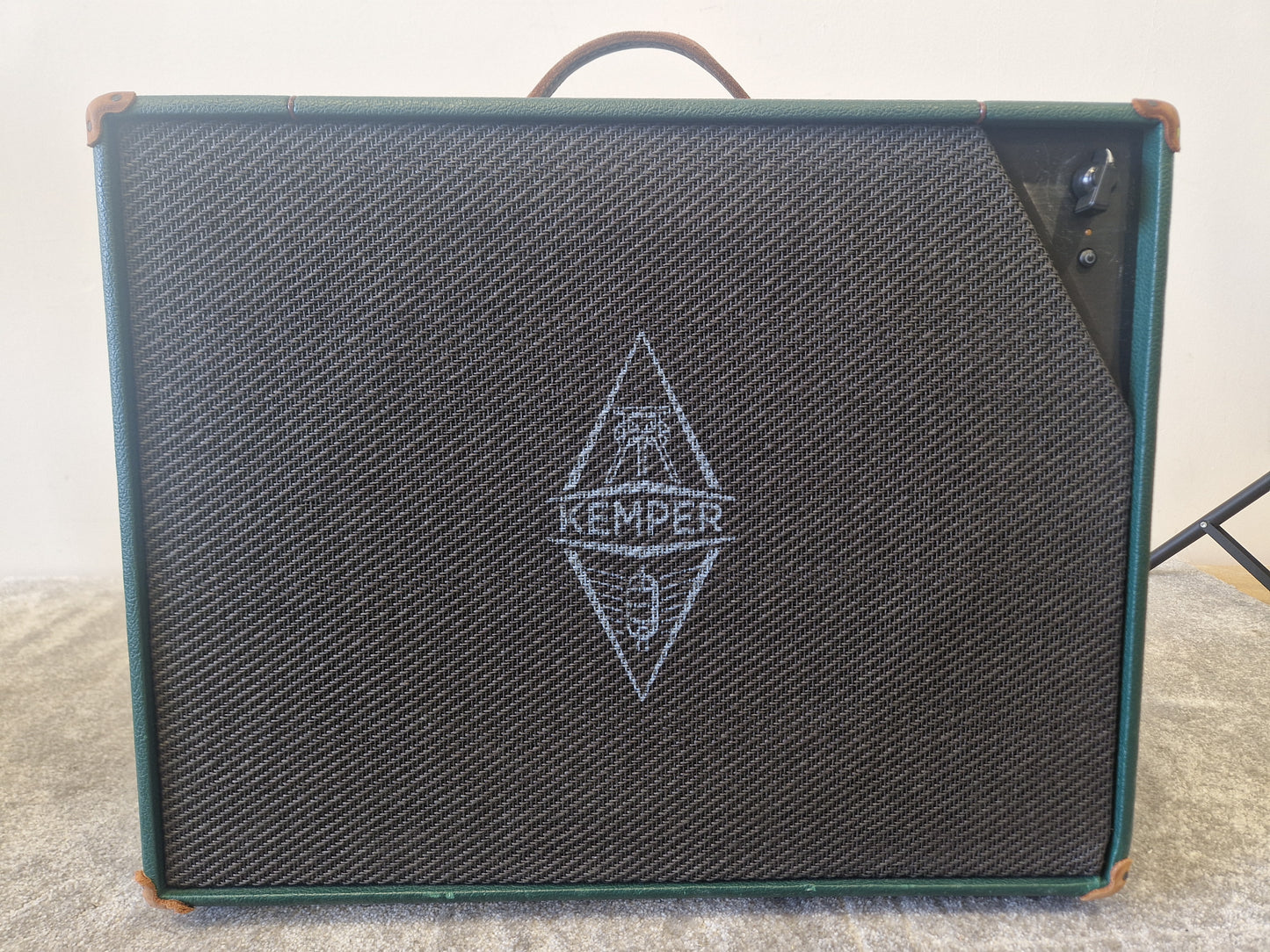 Kemper Amps Power Kabinet – 200W FRFR Speaker Cab - Dynamic Tone - Excellent