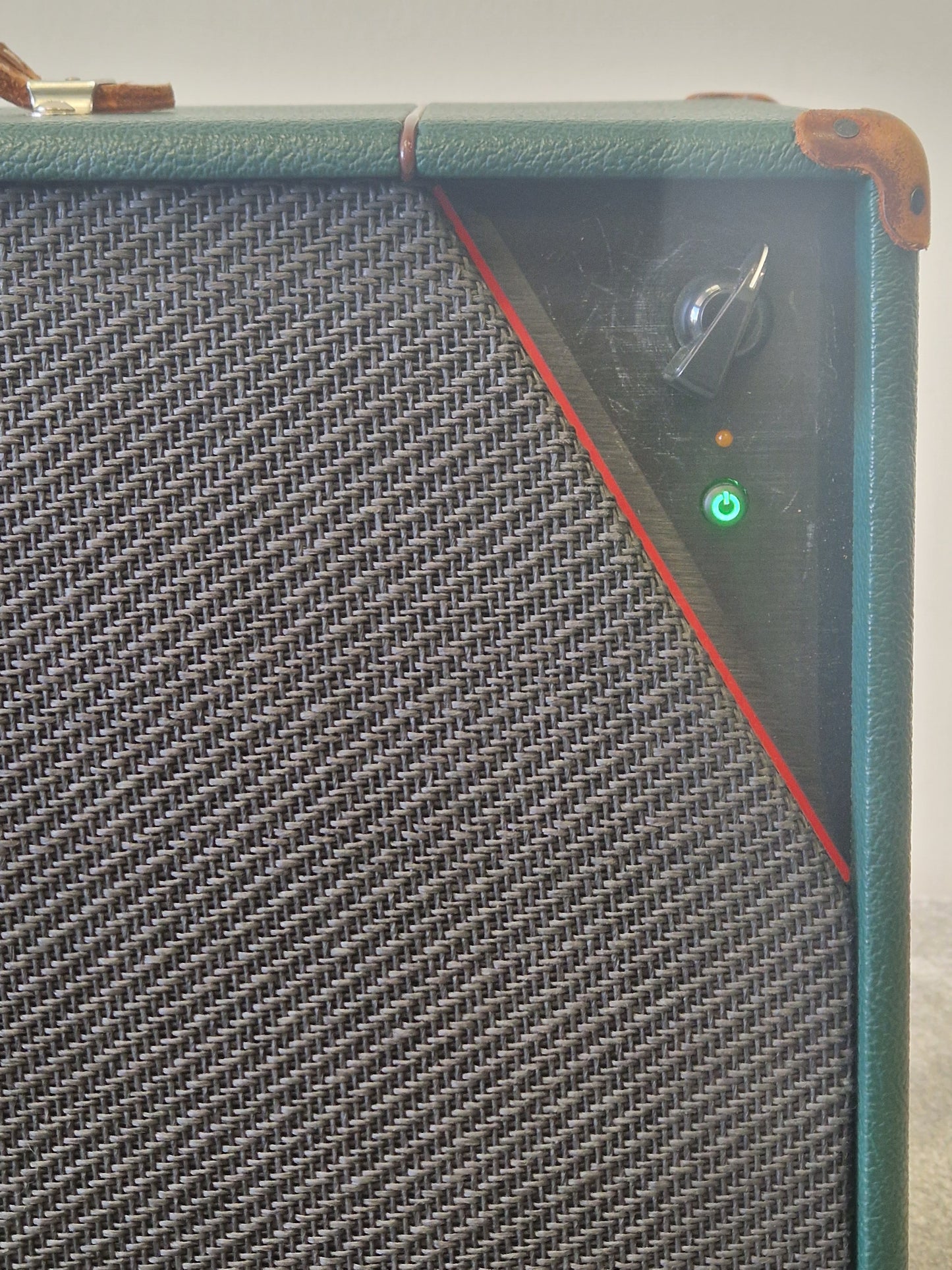 Kemper Amps Power Kabinet – 200W FRFR Speaker Cab - Dynamic Tone - Excellent