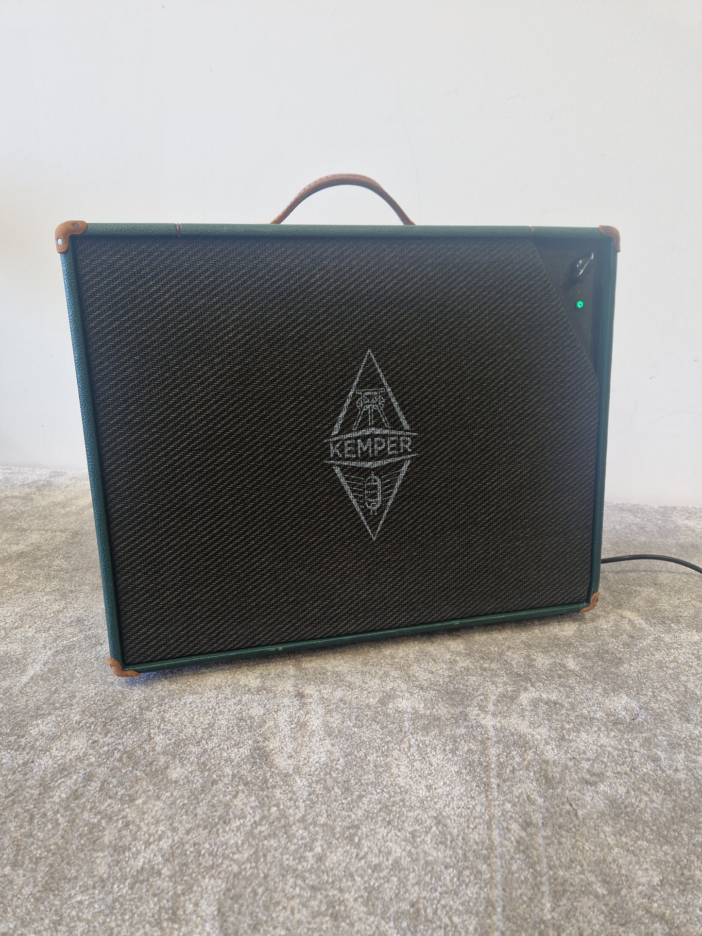 Kemper Amps Power Kabinet – 200W FRFR Speaker Cab - Dynamic Tone - Excellent