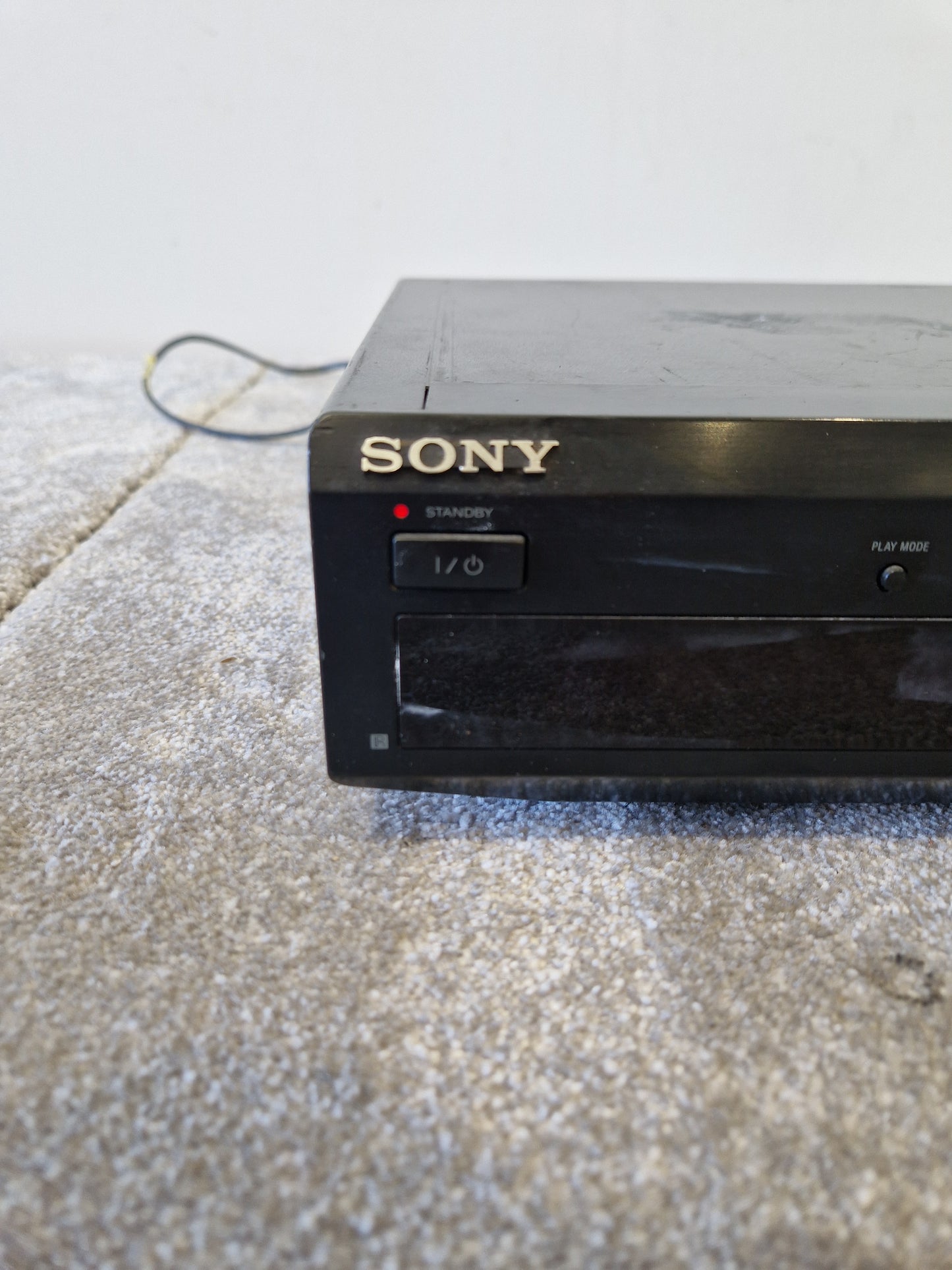 Sony MDS-JE330 MiniDisc Player – Portable Digital Audio Recorder w/ Remote Control - Spares or Repair