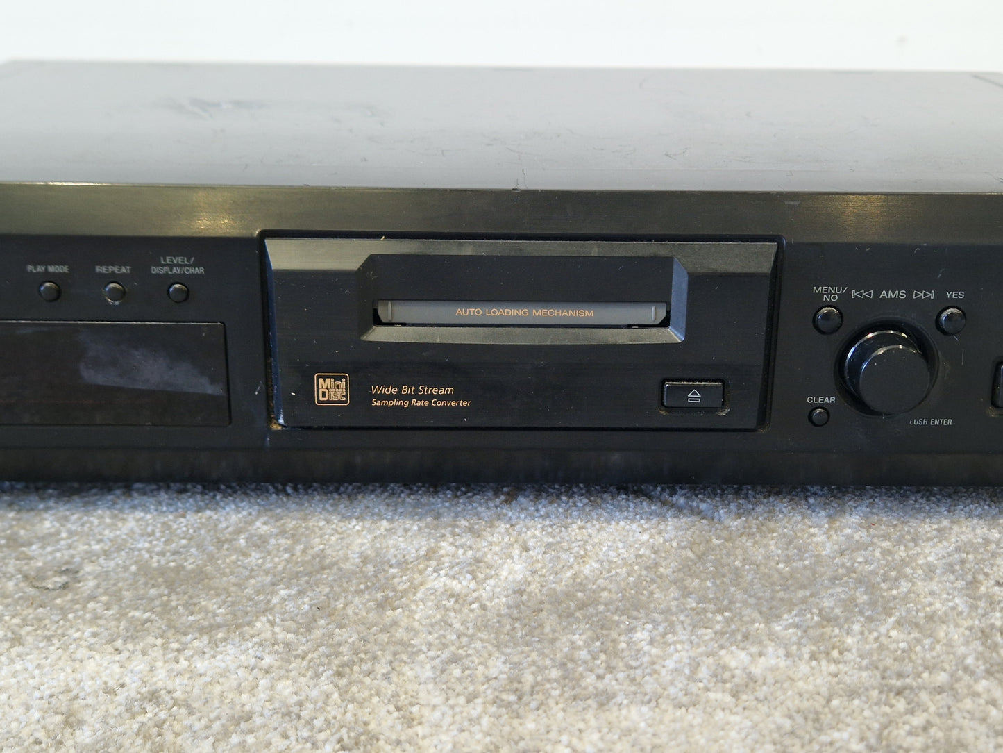 Sony MDS-JE330 MiniDisc Player – Portable Digital Audio Recorder w/ Remote Control - Spares or Repair