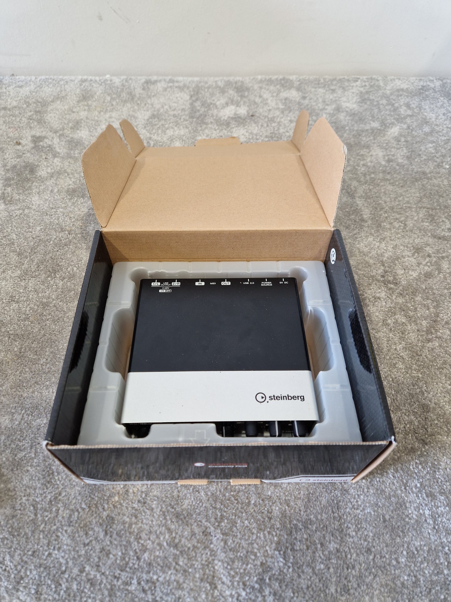 Steinberg UR22 MkII USB Audio Interface – 2x2 I/O, 24-bit/192kHz, MIDI, Original Box Included - Excellent