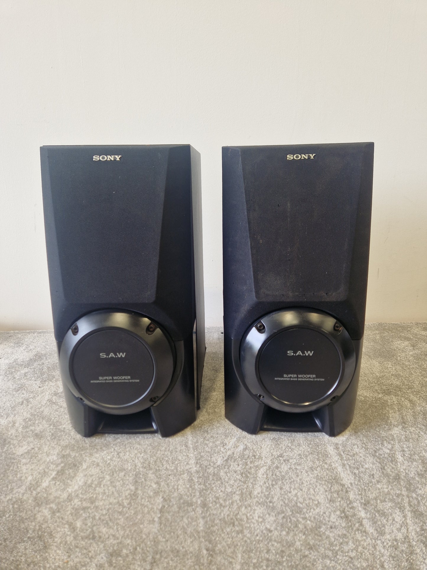 Sony SS-XB6AV Super Woofer Speakers – 3-Way Stereo Pair, 140W RMS, Heavy Bass-Very Good