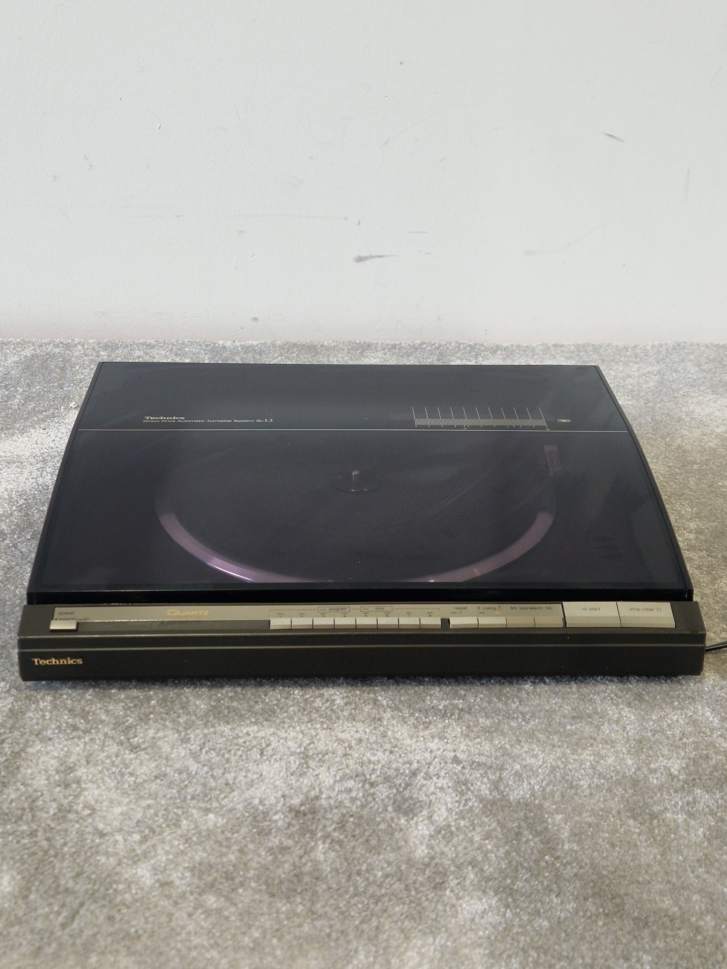 Technics SL-L3 Linear Tracking Turntable – Quartz Direct Drive, Fully Automatic - Excellent