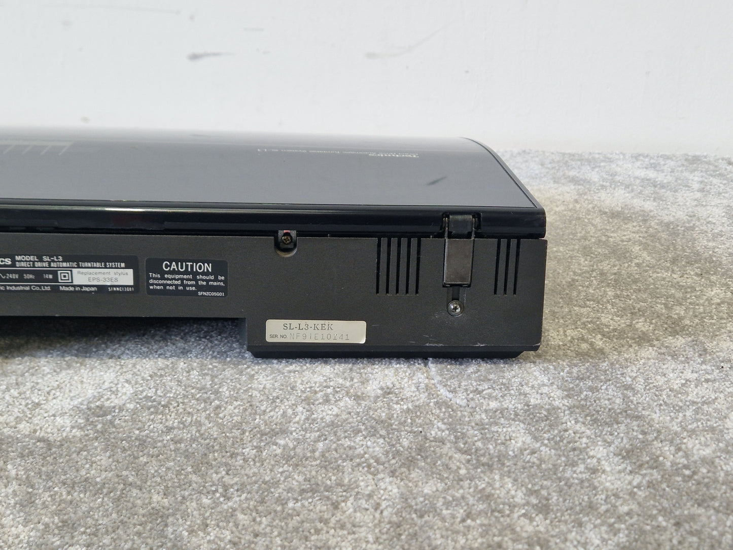 Technics SL-L3 Linear Tracking Turntable – Quartz Direct Drive, Fully Automatic - Excellent