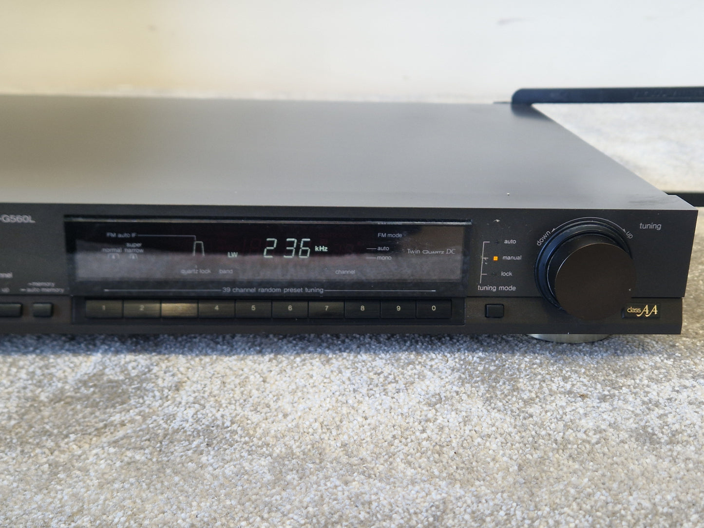 Technics ST-G560L Quartz Synthesizer LW/MW/FM Stereo Tuner – Digital Display - Excellent