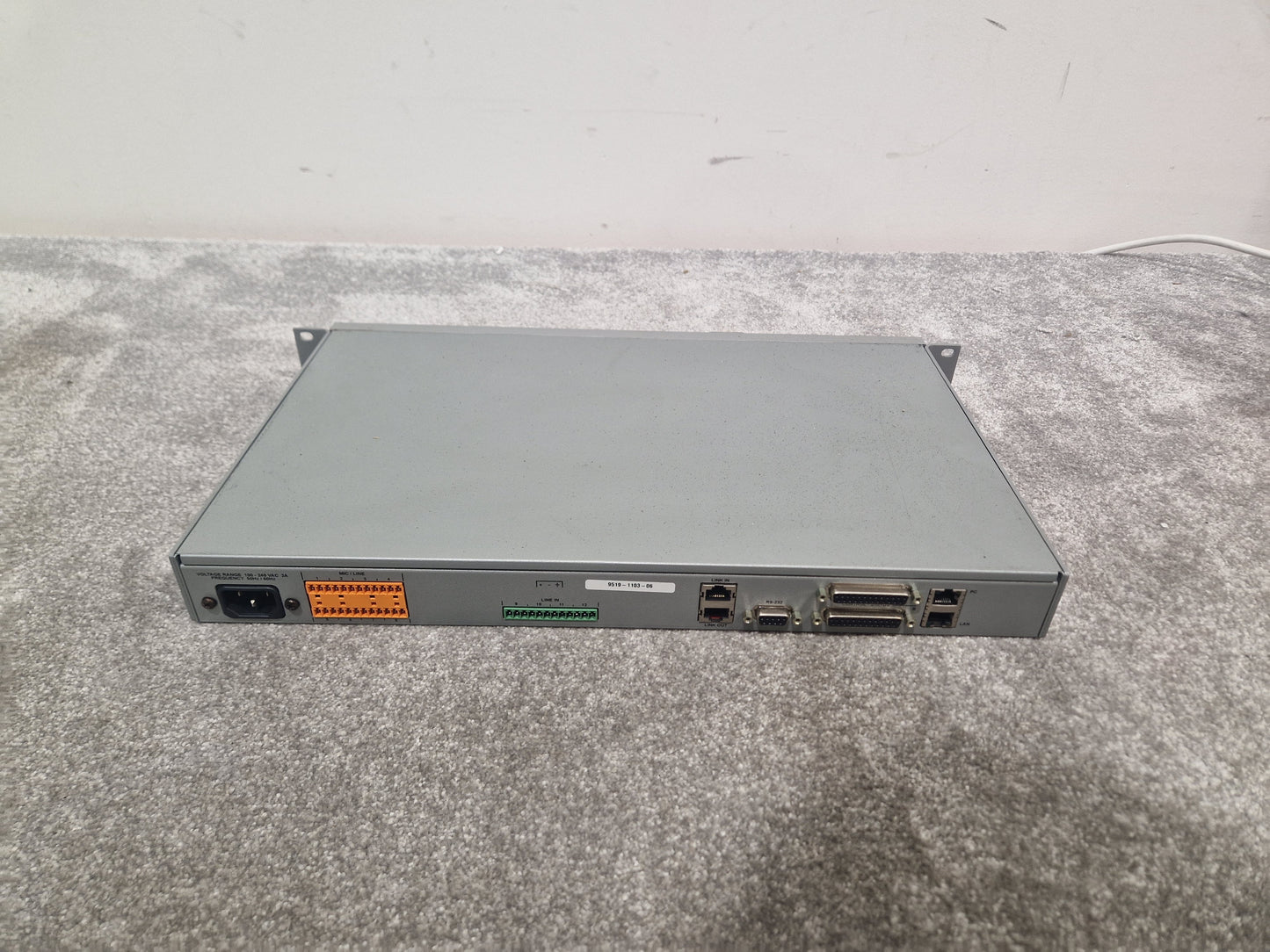 ClearOne 8i – 8 Microphone Inputs & DSP Integration - Good