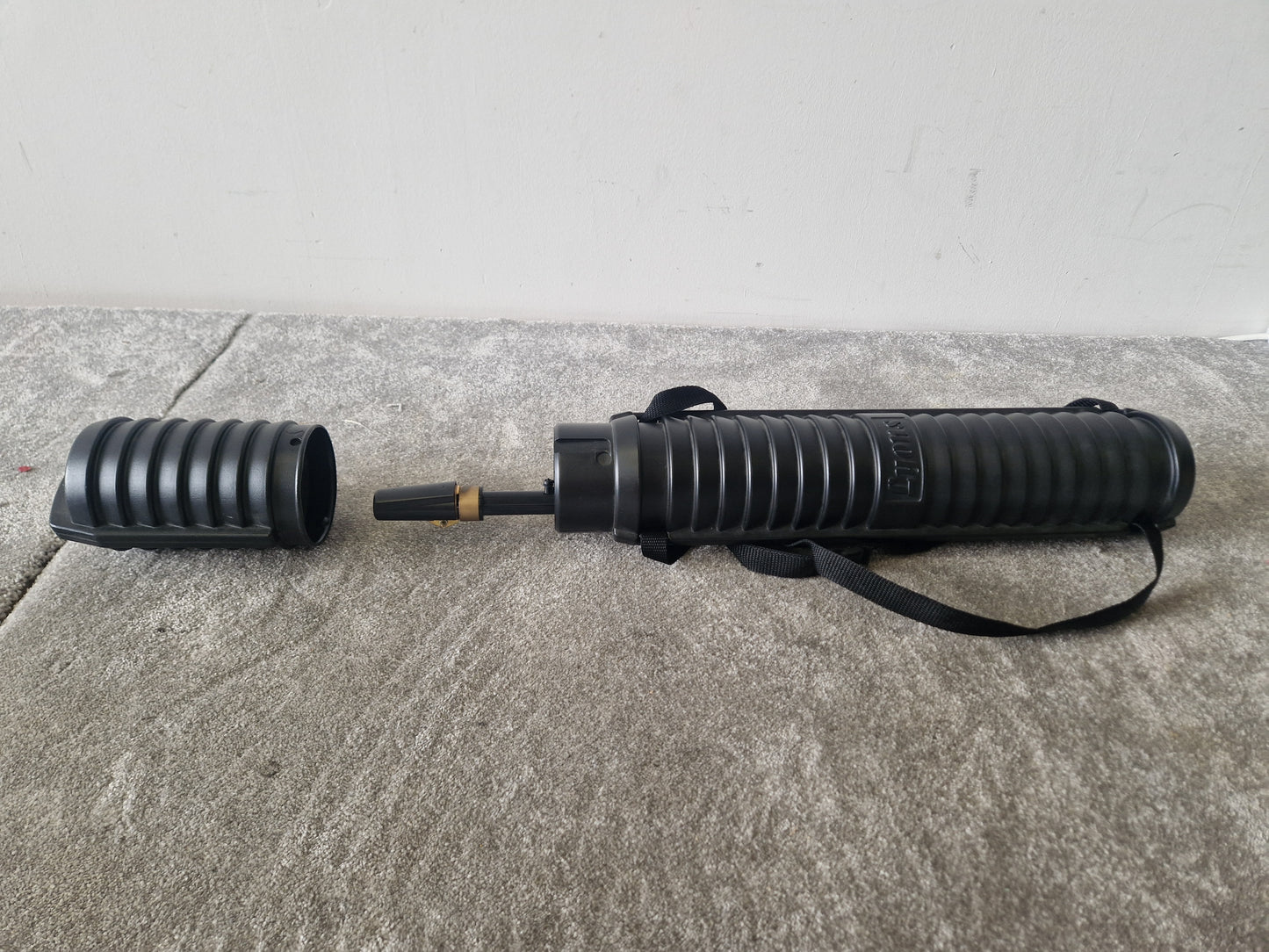 Lyons C Clarinet - ABS Clarinet in C - Very Good w/ Tube Case