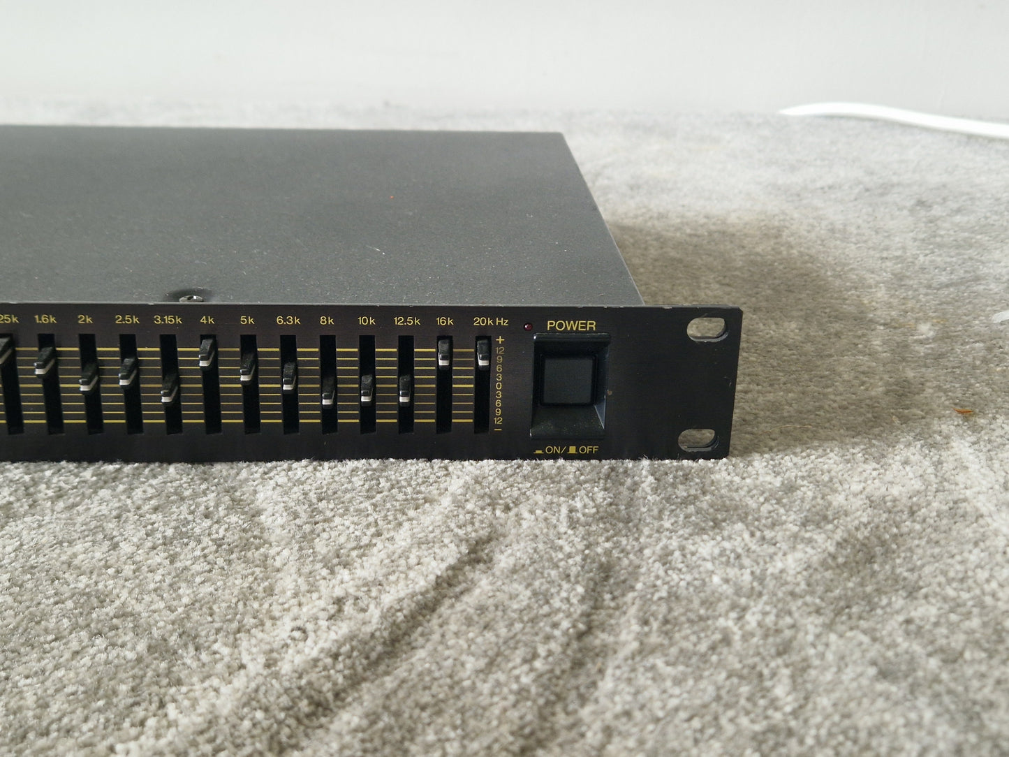 Yamaha GQ1031C Graphic Equaliser – 31-Band EQ & Rack-Mount Design – Good