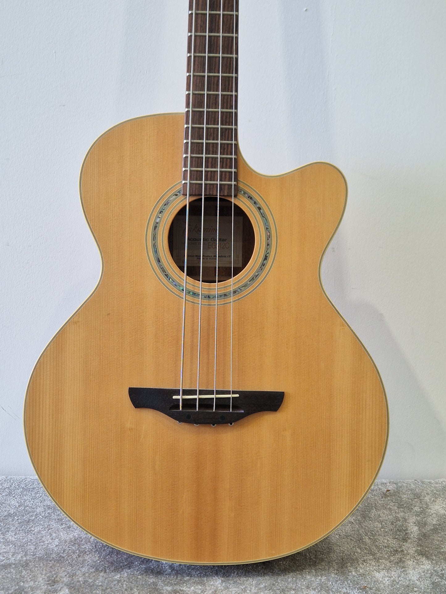Takamine EG512C Acoustic Bass – Spruce Top & TK-40B Preamp – Excellent w/ Hard Case