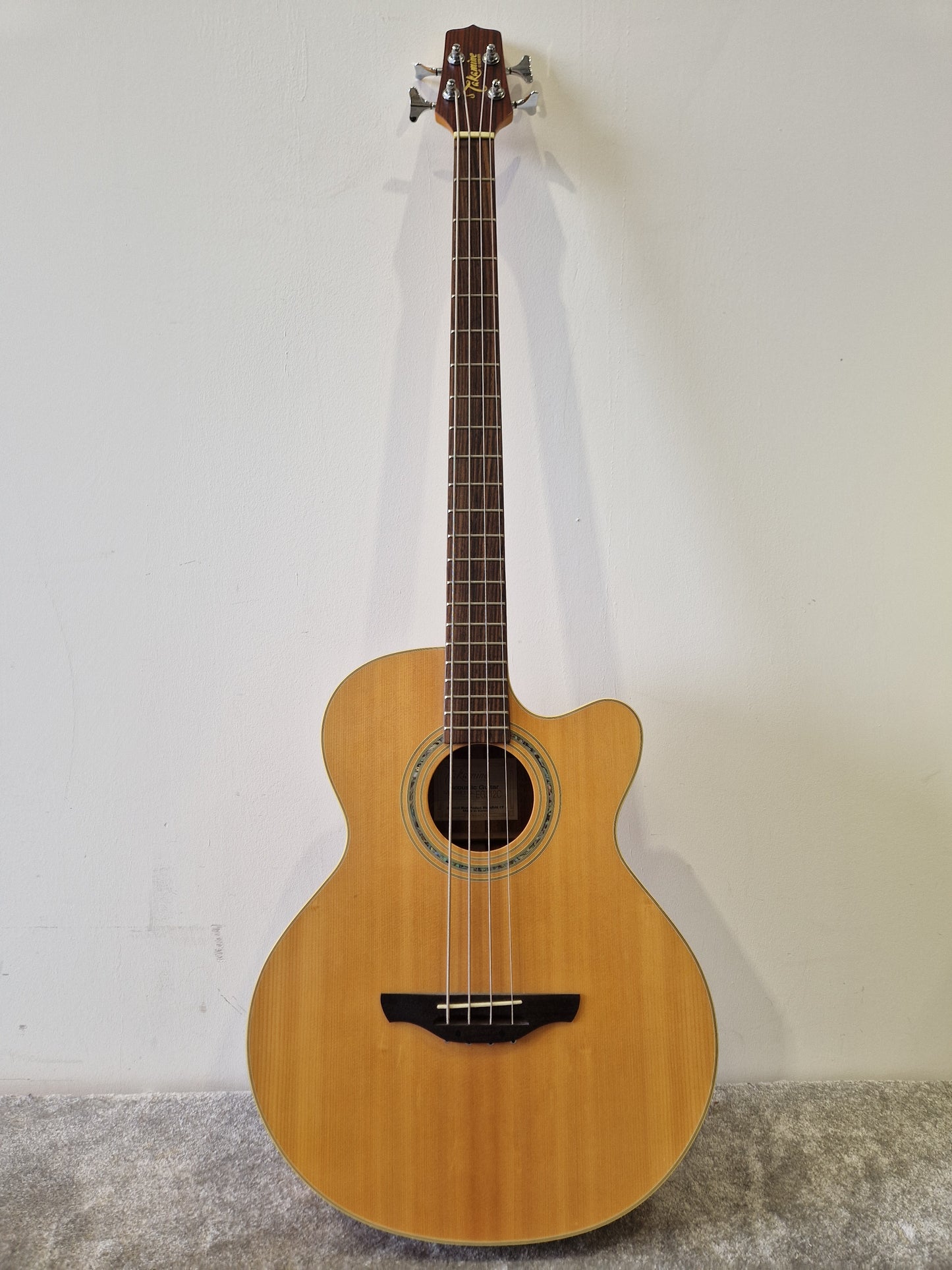 Takamine EG512C Acoustic Bass – Spruce Top & TK-40B Preamp – Excellent w/ Hard Case