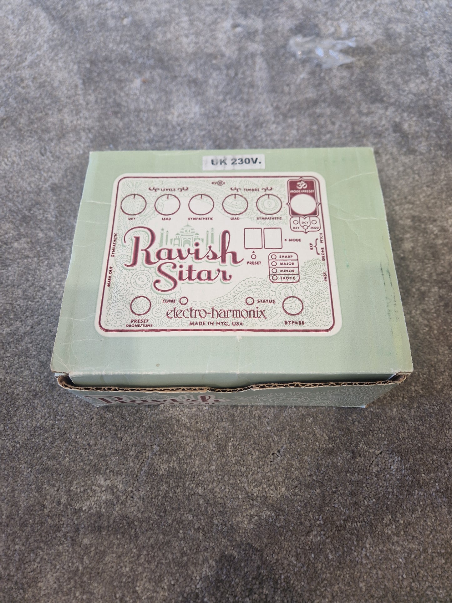 Electro-Harmonix Ravish Sitar Pedal – Polyphonic Sitar Emulator – Excellent w/ Manual & Original Box