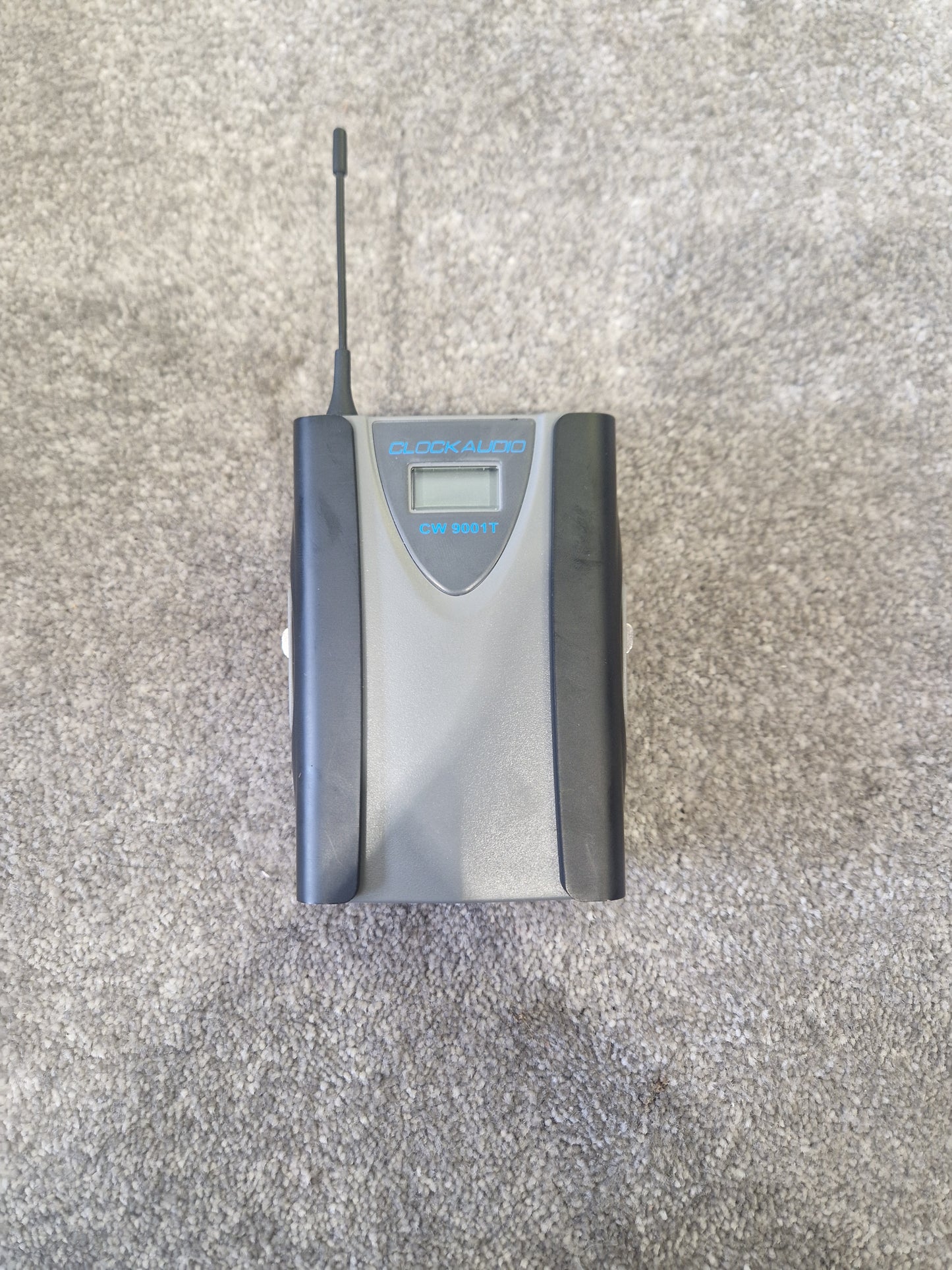 Clock Audio CW 9001T – Broadcast-Grade Microphone, Excellent Condition w/ Hard Case