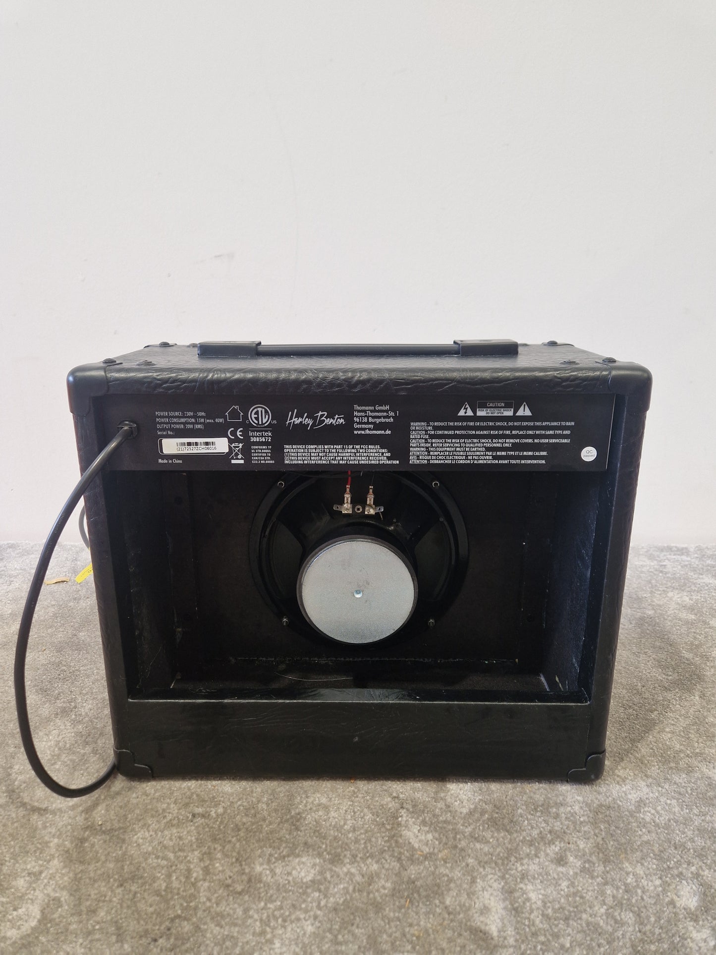 Harley Benton HB-20R Guitar Amp – Clean Tone, Built-in Reverb – Very Good