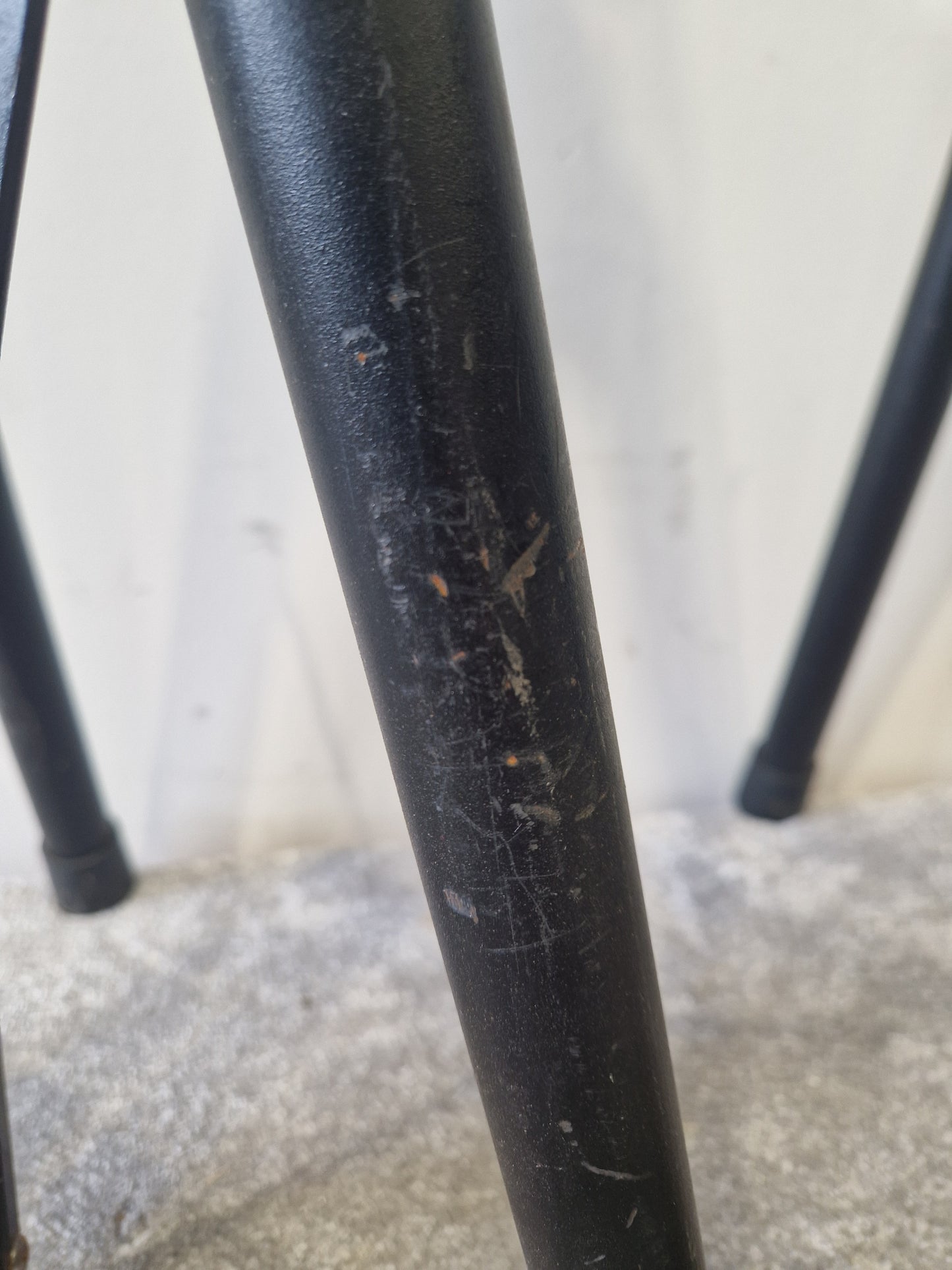 Stagg Speaker Stand Tripod Pair – Adjustable Height – Good