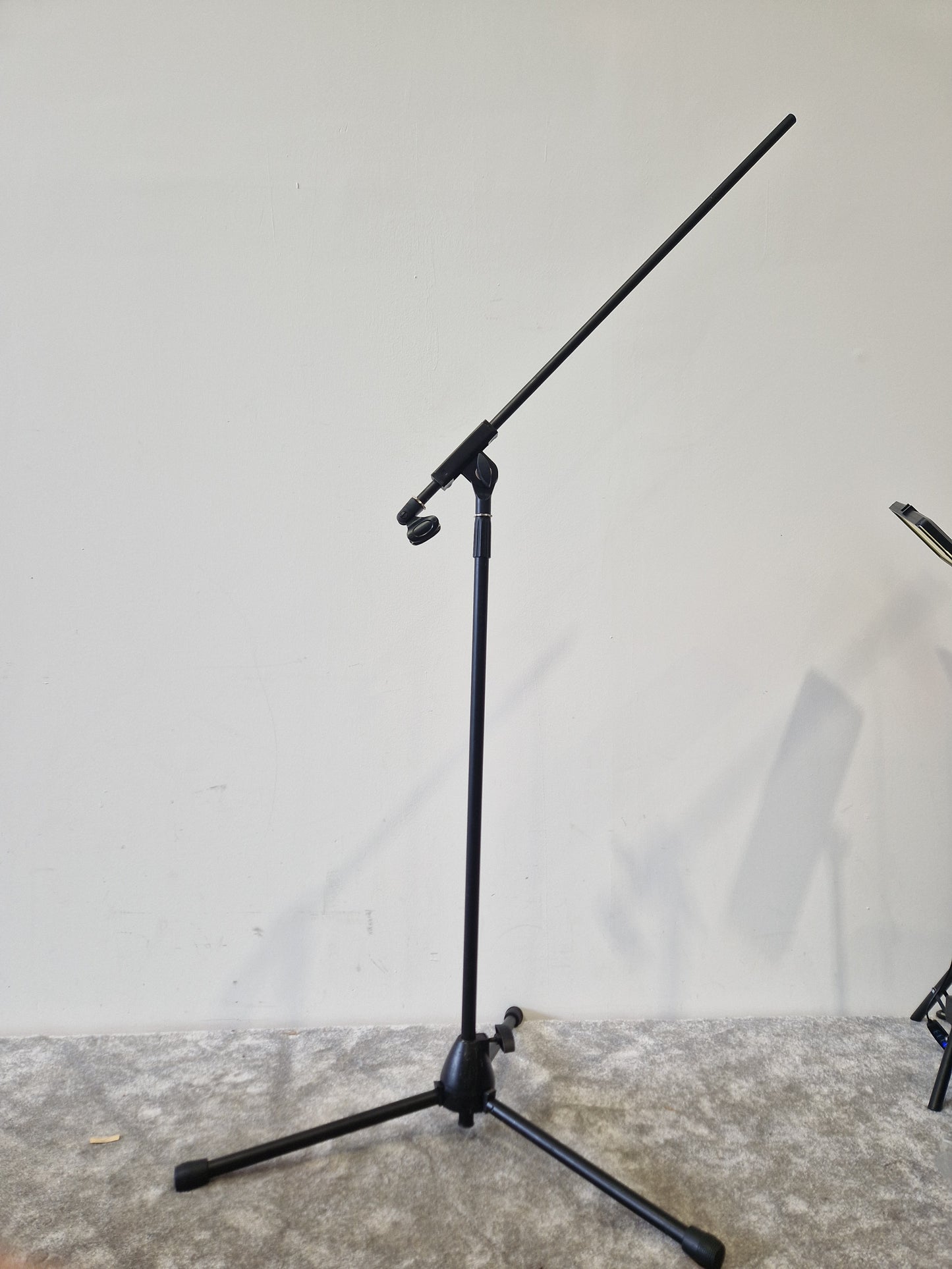 Pulse Microphone stands Set of 4 – Very Good - w/ Gig Bag