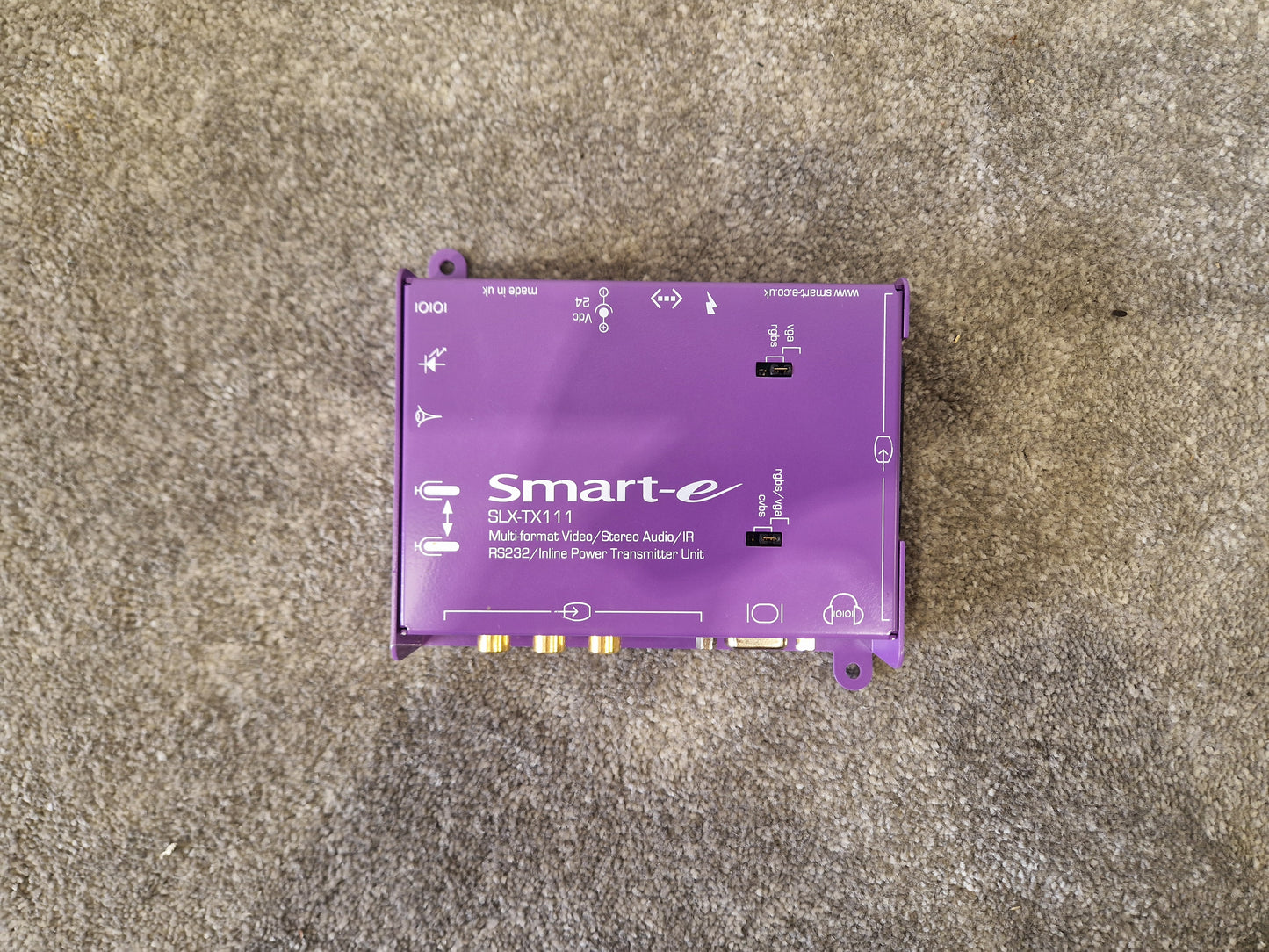 SmartLynx X + Smart-e SLX-TX111 – Multi-Format Video/Audio/IR TX Unit – Very Good