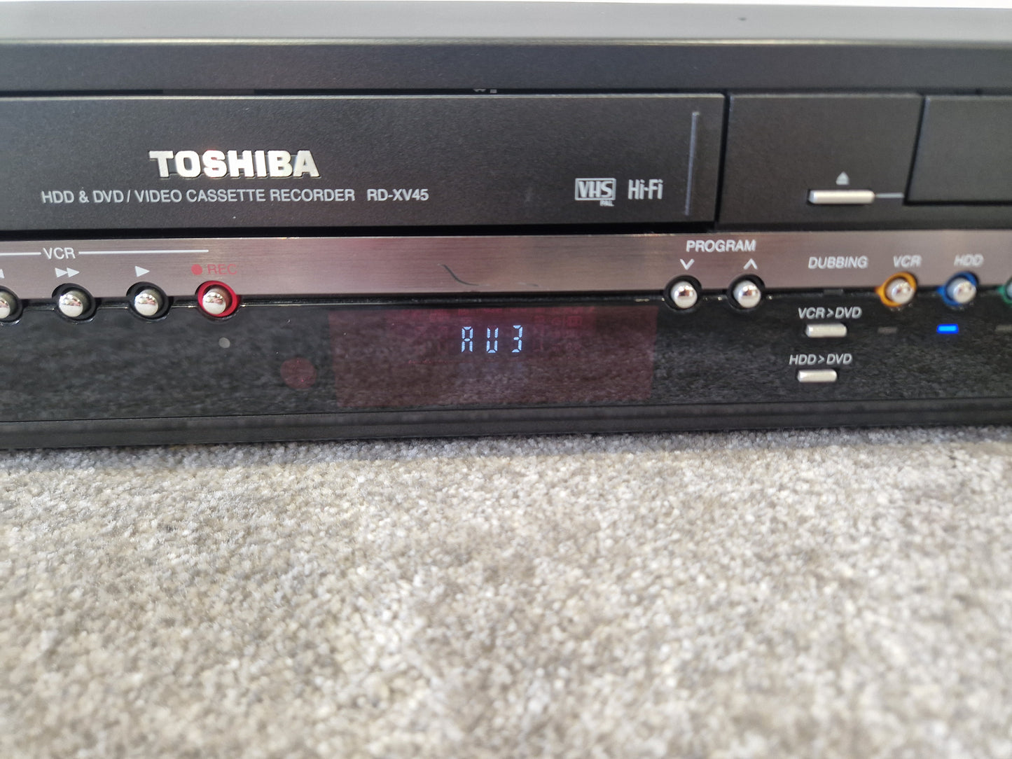 Toshiba RD-XV45 DVD/VHS/HDD Recorder – Remote & Manual – Very Good