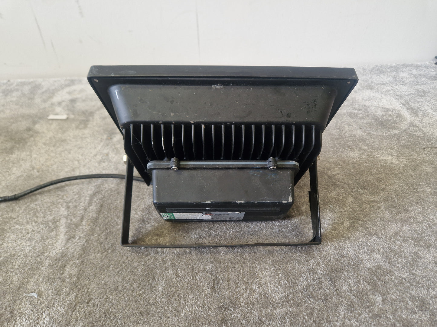 Red Arrow LEDFLE50B31 LED Floodlight – Black Housing – Good