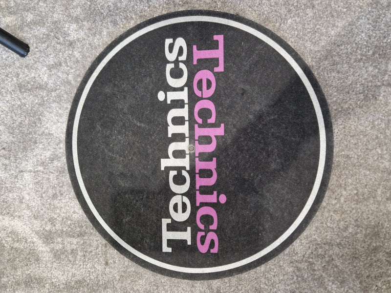 Technics SL-1210MK5 Turntable - Quartz Direct Drive - Road Case Included - Very Good - image 5