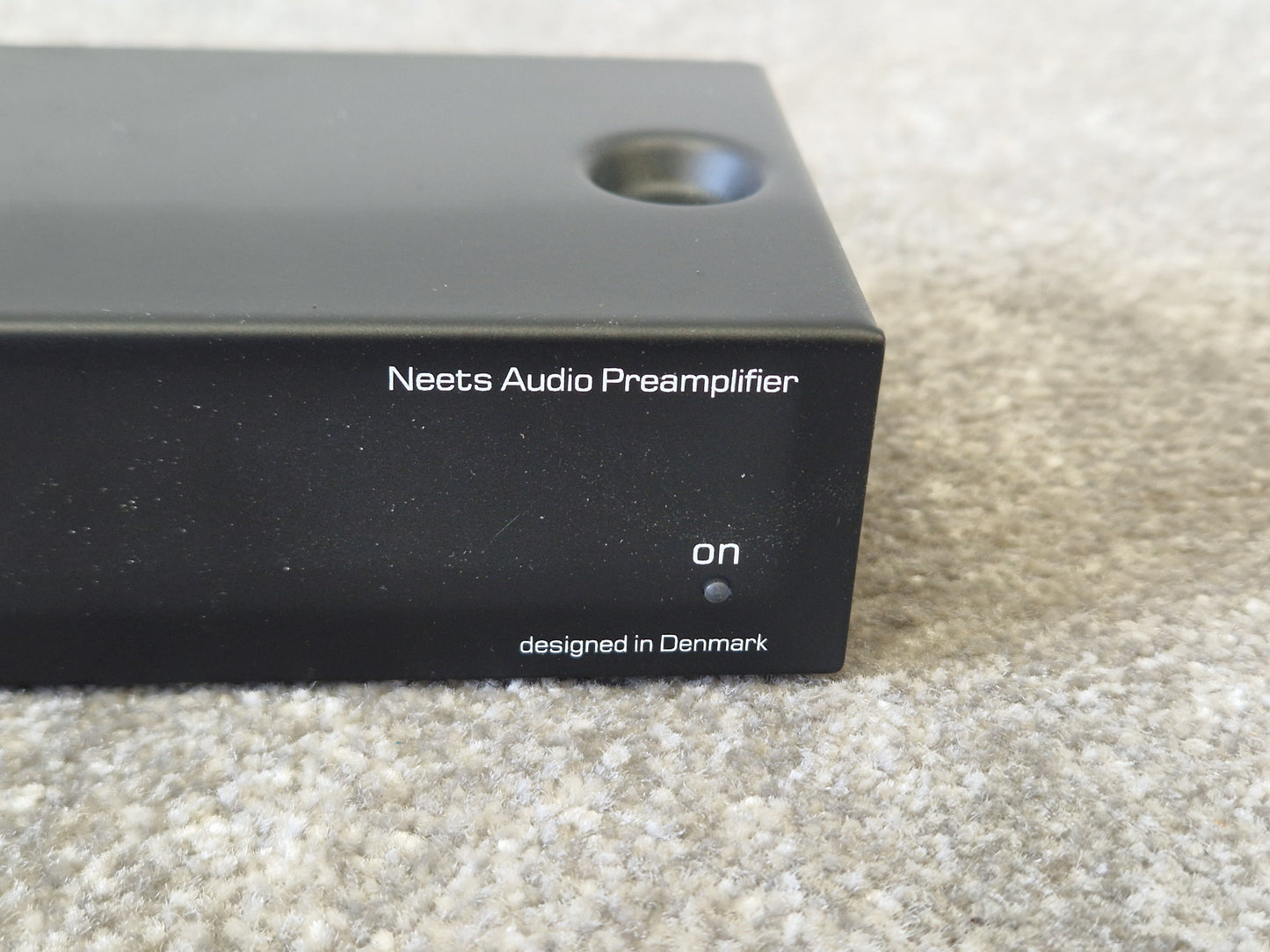Neets Audio Preamplifier P/N 312-0011 – Compact AV Control – Excellent w/ Original Box