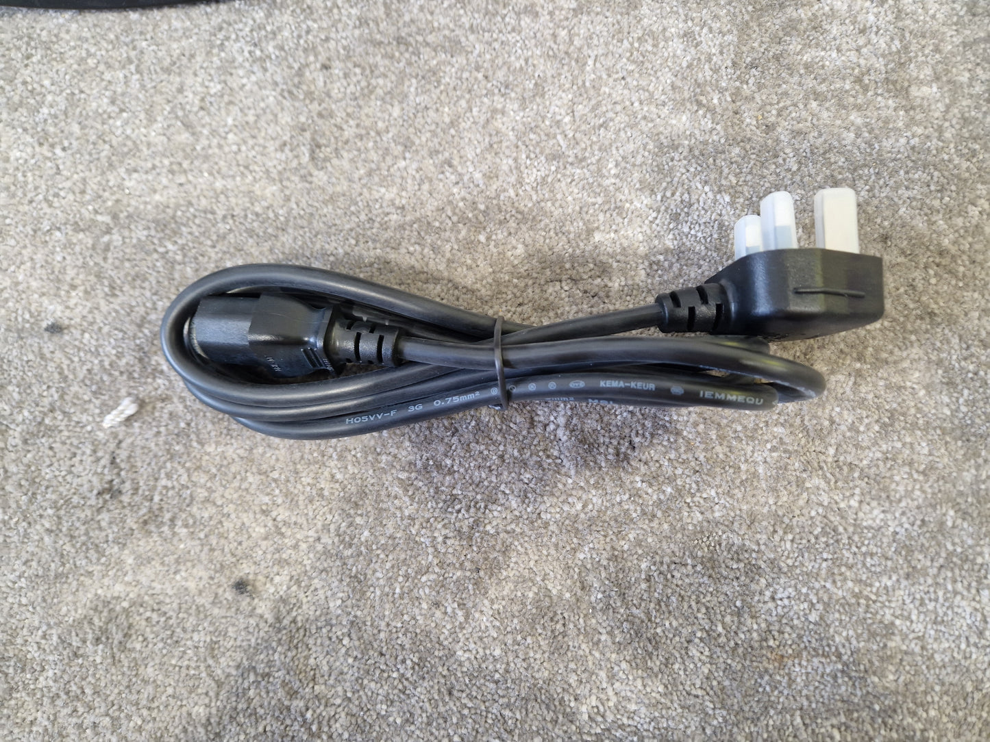 Polyspan Soundstudio Conference Phone System – Very Good w/ Hard Case