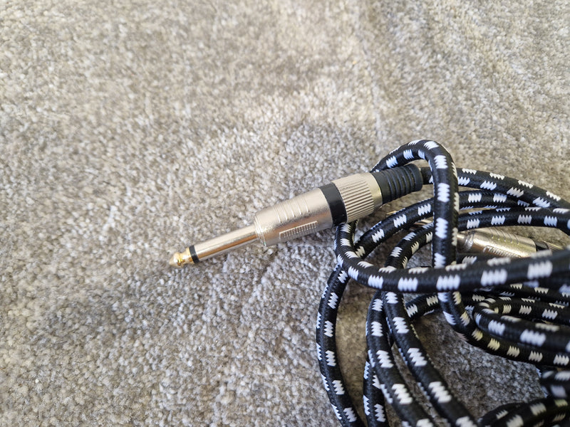 5M Black & White Patterned Guitar Cables Pair - Noise-Resistant Shielding - Excellent - image 6