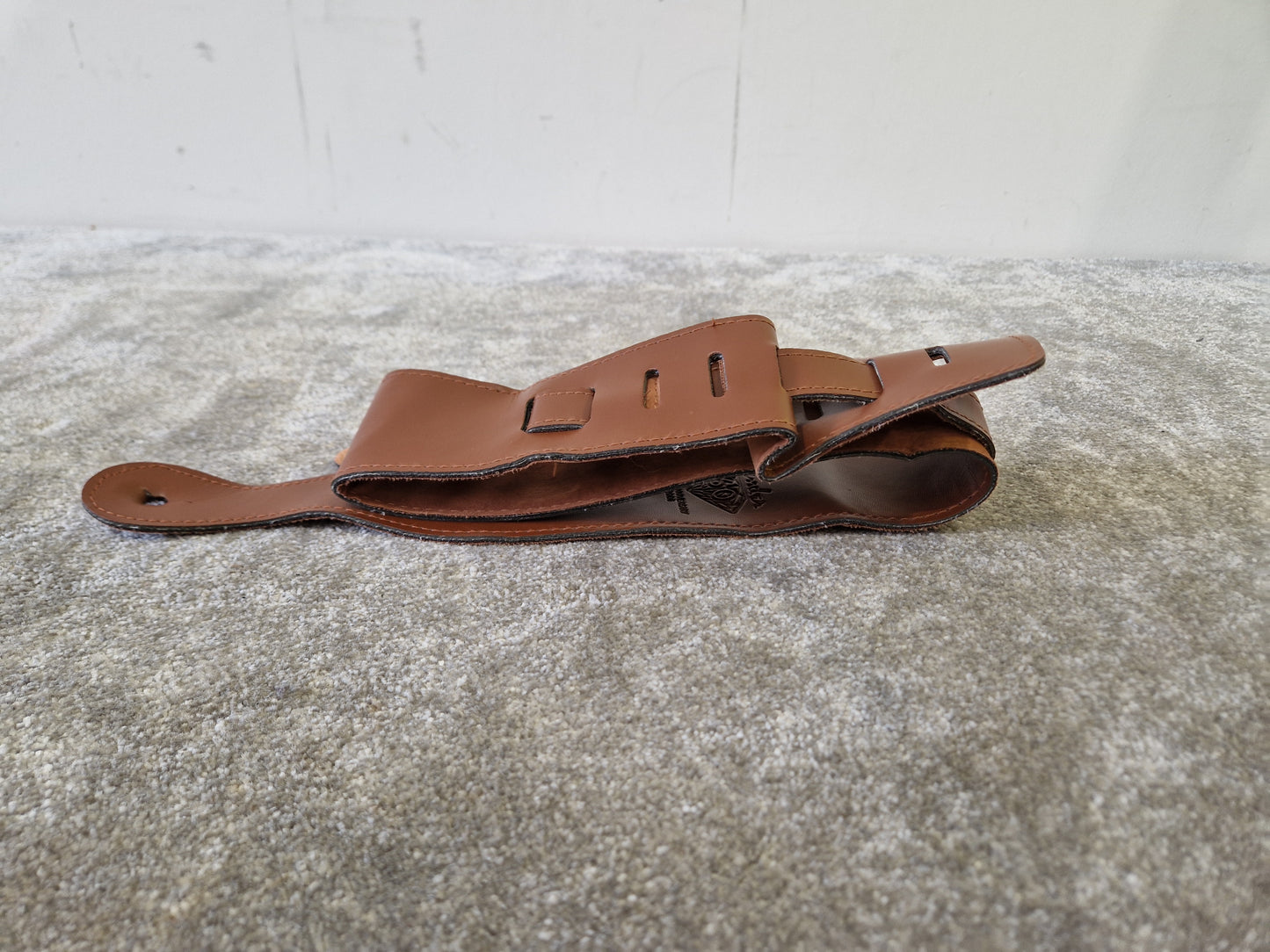 Fender 60th Diamond Anniversary Strap – Brown Leather – Excellent