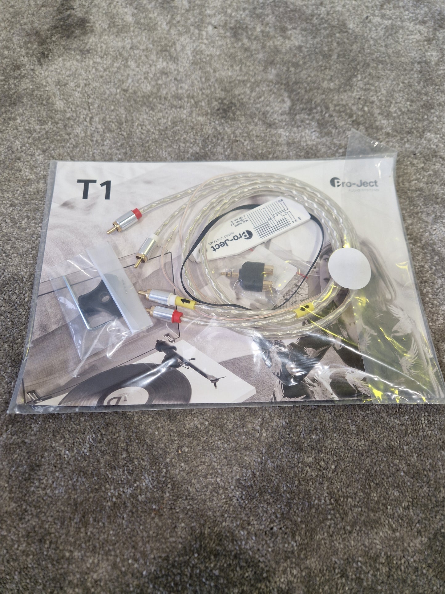 Pro-Ject T1 Phono SB – Built-In Phono Stage, Electronic Speed Control – New in Opened Box