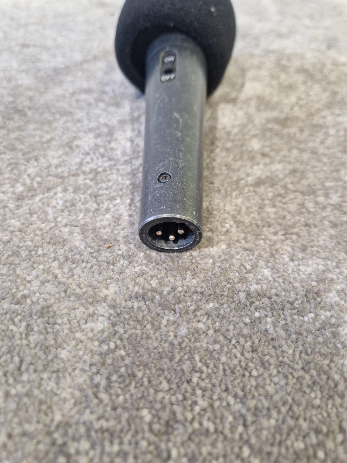 Phonicdynamic UM 97 – Dynamic Vocal Mic w/ Cable – Good
