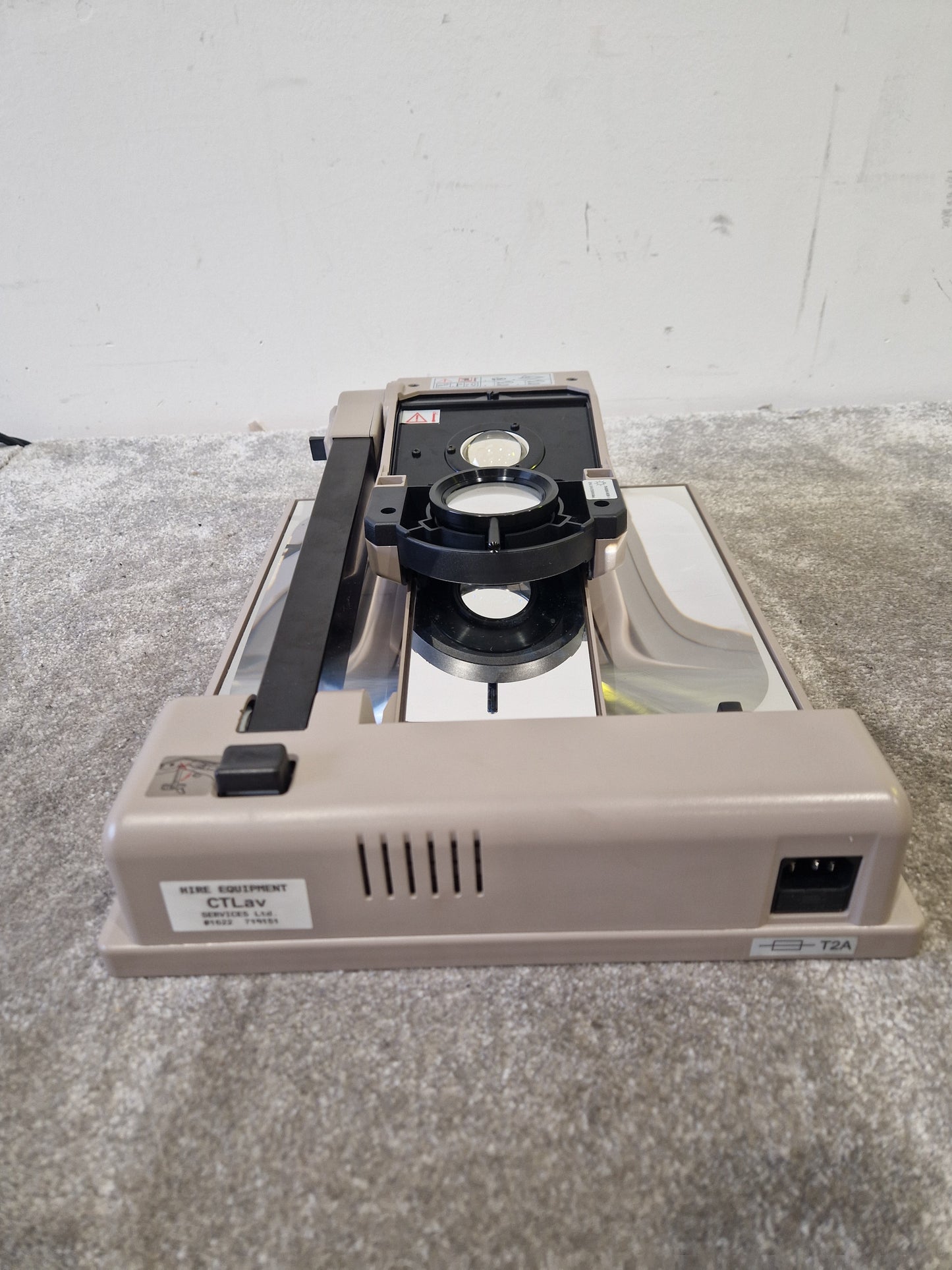 3M 2660 Overhead Projector – Portable AV Unit – Good w/ Gig Bag